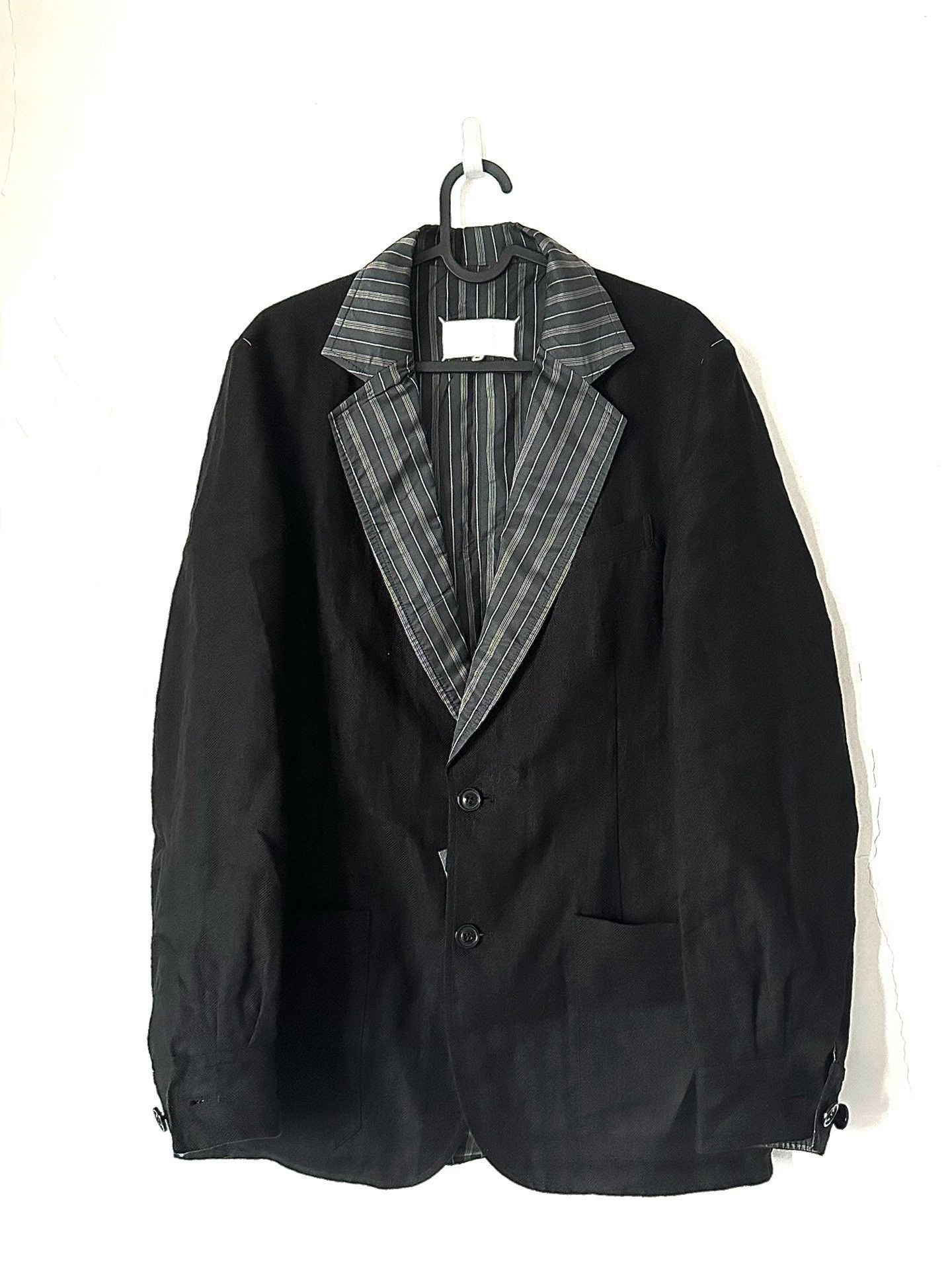 Maison Margiela Maison Margiela Shoulder line striped collar suit jacket 25 Size US S / EU 44-46 / 1 - 1 Thumbnail