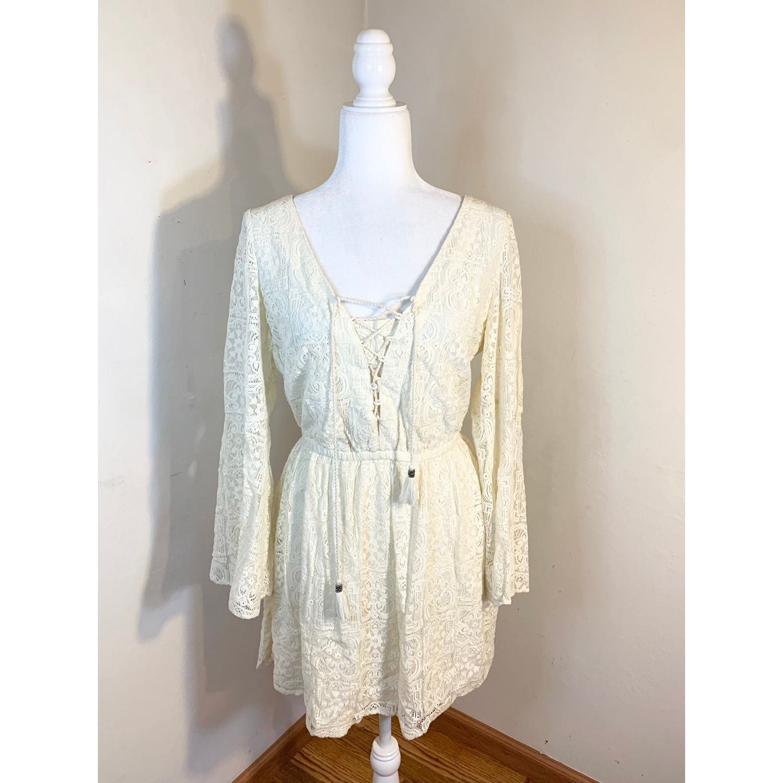 American Eagle Outfitters American Eagle White Lace Dress size M Size M / US 6-8 / IT 42-44 - 3 Thumbnail