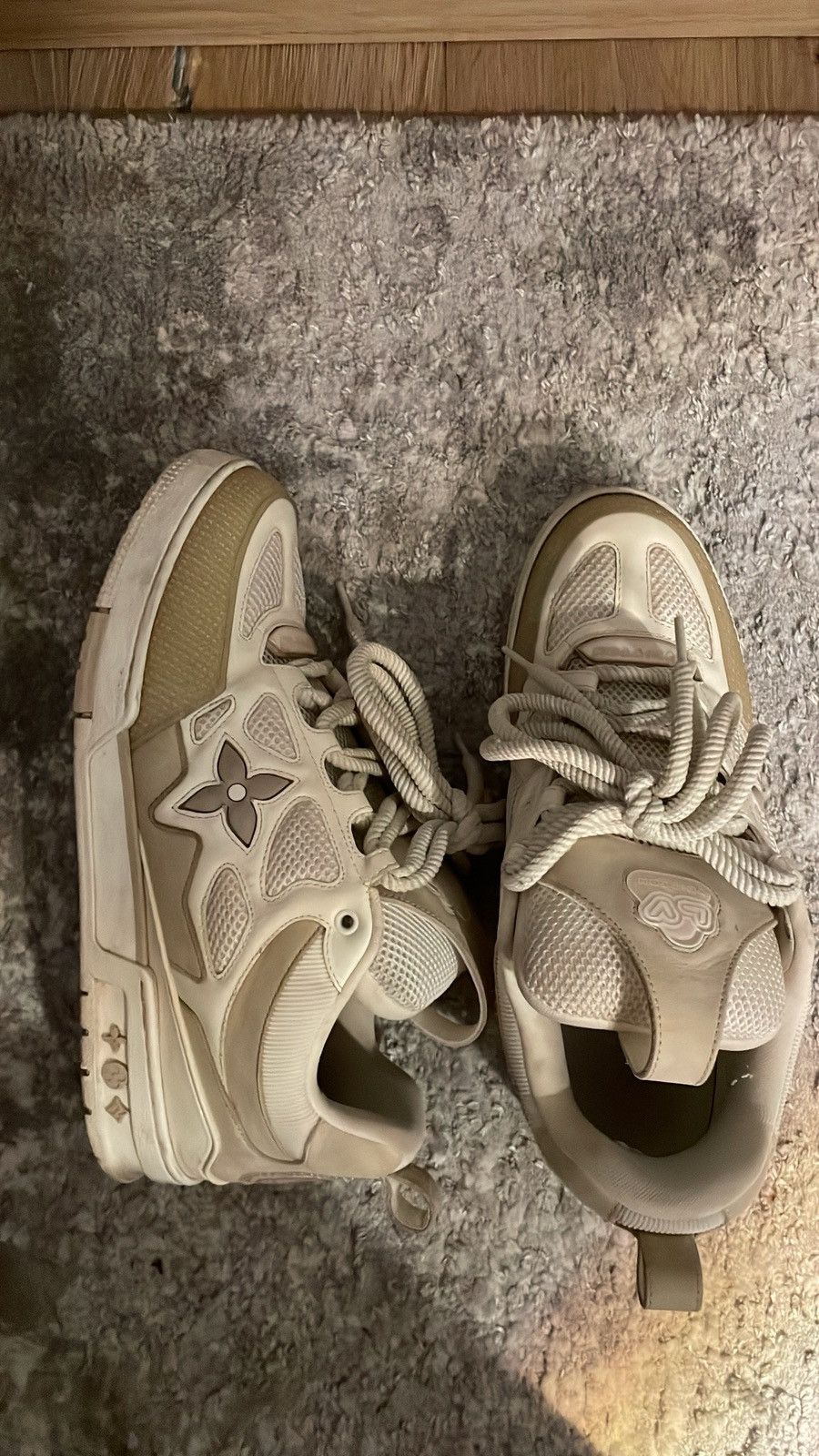Louis Vuitton LOUIS VUITTON BEIGE SKATE LEATHER SNEAKER WITH BOX Size US 11.5 / EU 44-45 - 2 Thumbnail