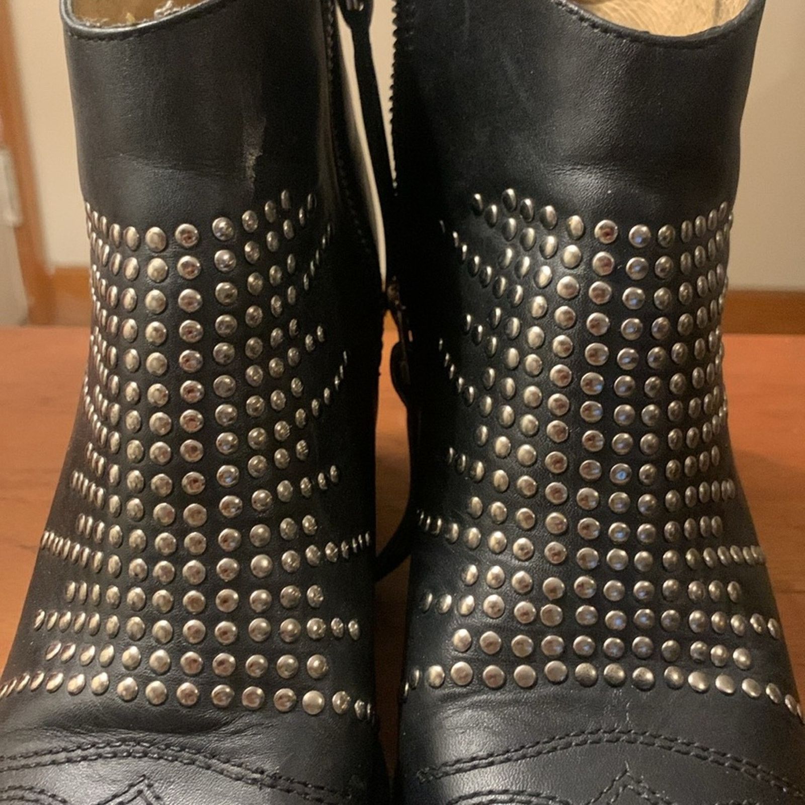 Vintage Sole Child black all leather ankle booties moto,silver studs Size US 7.5 / IT 37.5 - 2 Thumbnail
