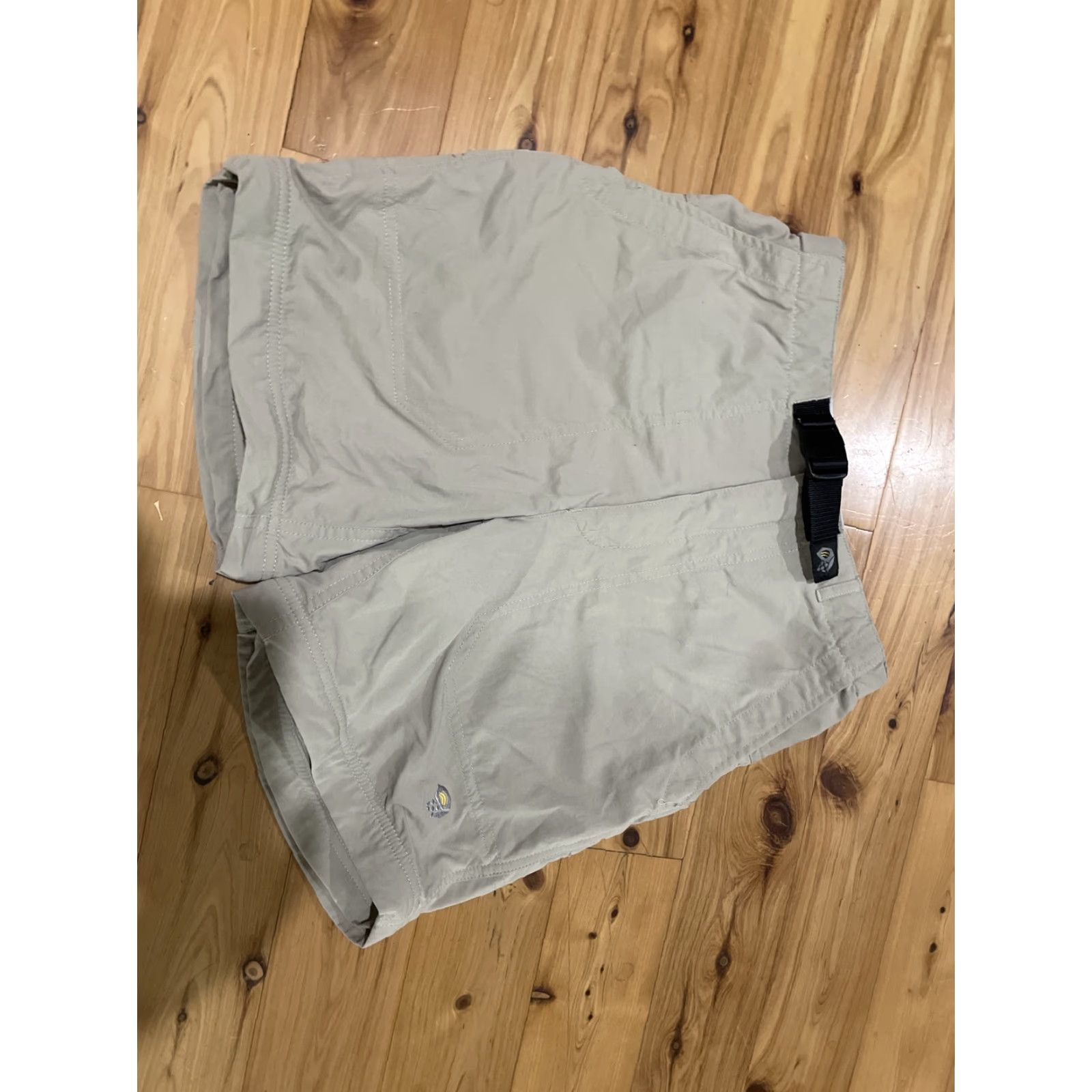 Mountain Hardwear MOUNTAIN HARD WEAR Women's 2 Convertible Zip-On Pocket Nylon Shorts Khaki Quick-Dry Cargo Outdoor Size 26" / US 2 / IT 38 - 6 Thumbnail