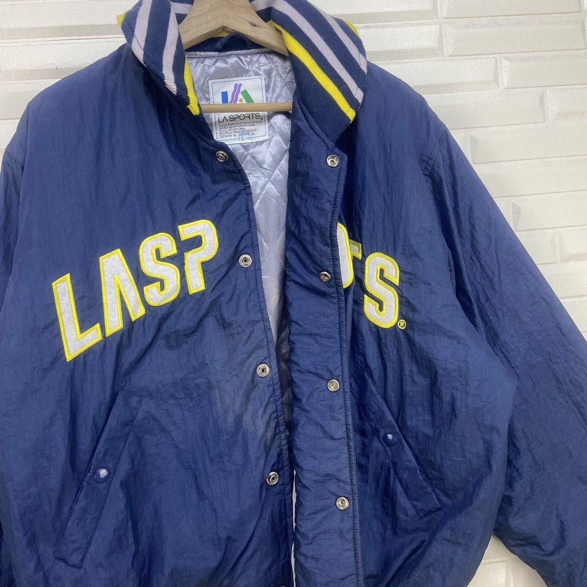 Los Angeles Apparel Vtg The Los Angeles Sports Council LA Sports Nylon Varsity Size US L / EU 52-54 / 3 - 12 Thumbnail
