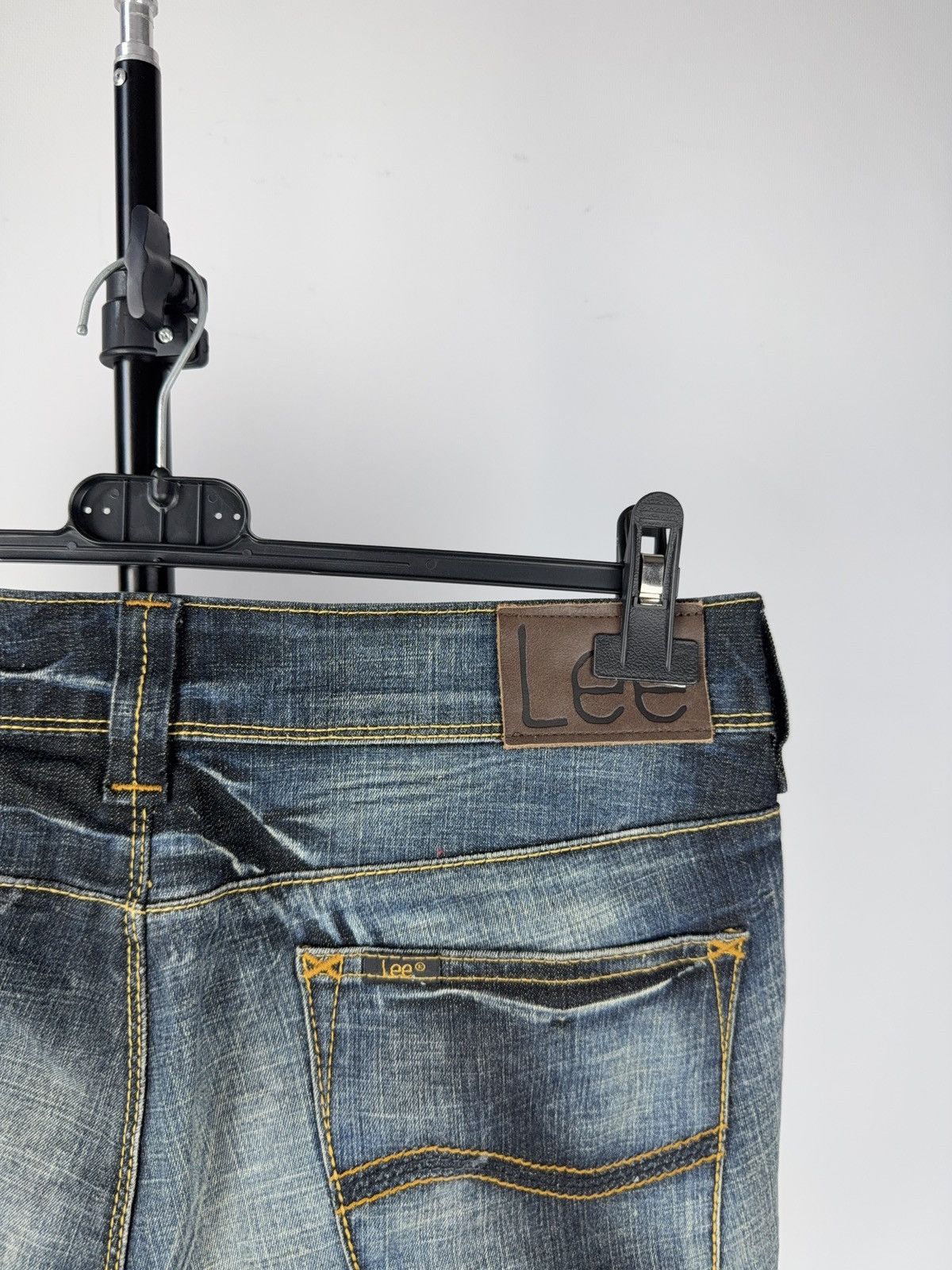 Lee Vintage 00s Lee Cowgirl Wester Denim Shorts Retro Y2K Size 32" / US 10 / IT 46 - 7 Thumbnail