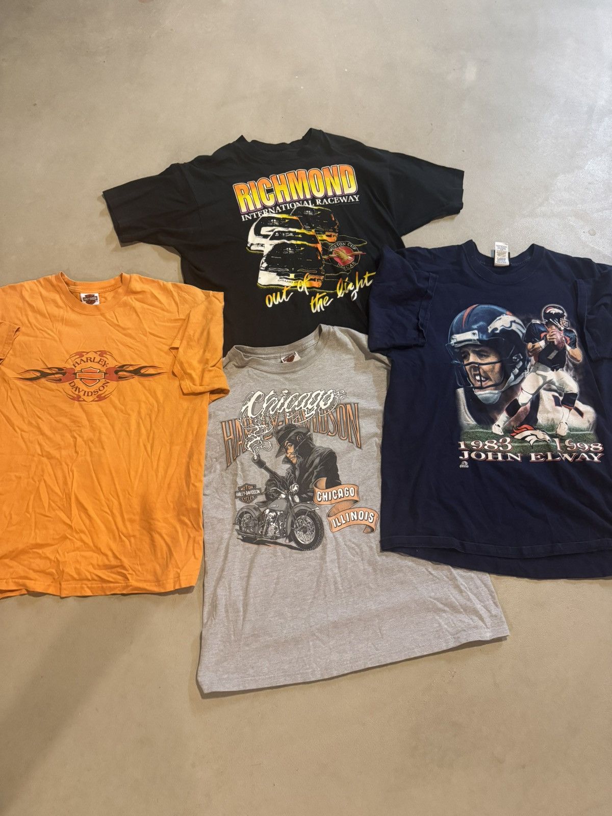 Vintage Vintage Tee shirt bundle - Size XL Size US XL / EU 56 / 4 - 1 Thumbnail