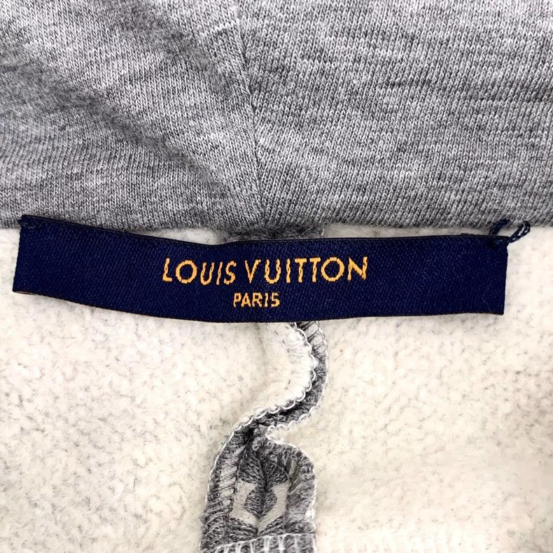 Louis Vuitton Louis Vuitton 22 grey logo print cotton hooded long sleeve Size US S / EU 44-46 / 1 - 5 Thumbnail
