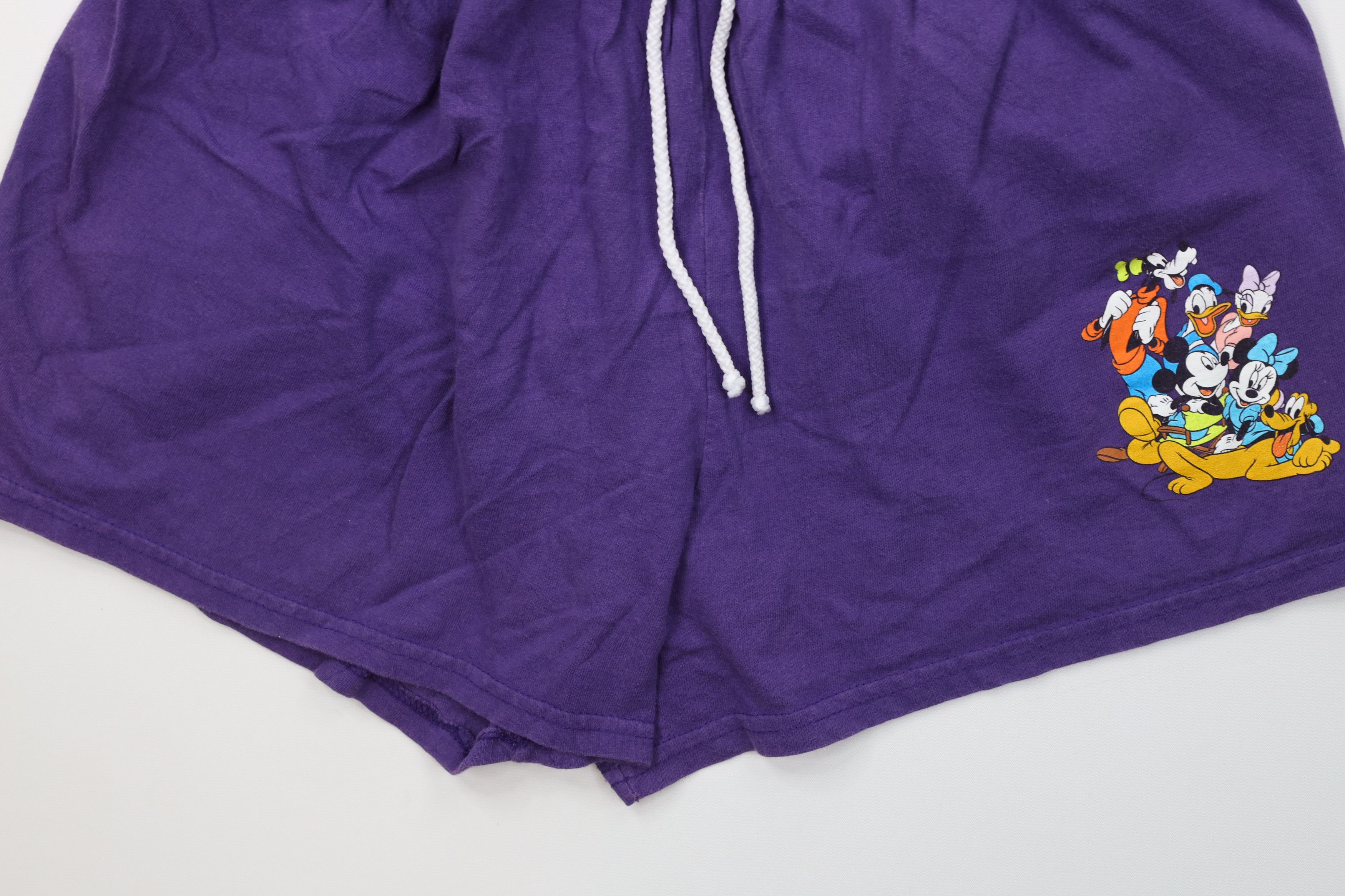 Disney Vintage 90s Disney Mickey Mouse and Friends Shorts Purple Size 26" / US 2 / IT 38 - 4 Thumbnail