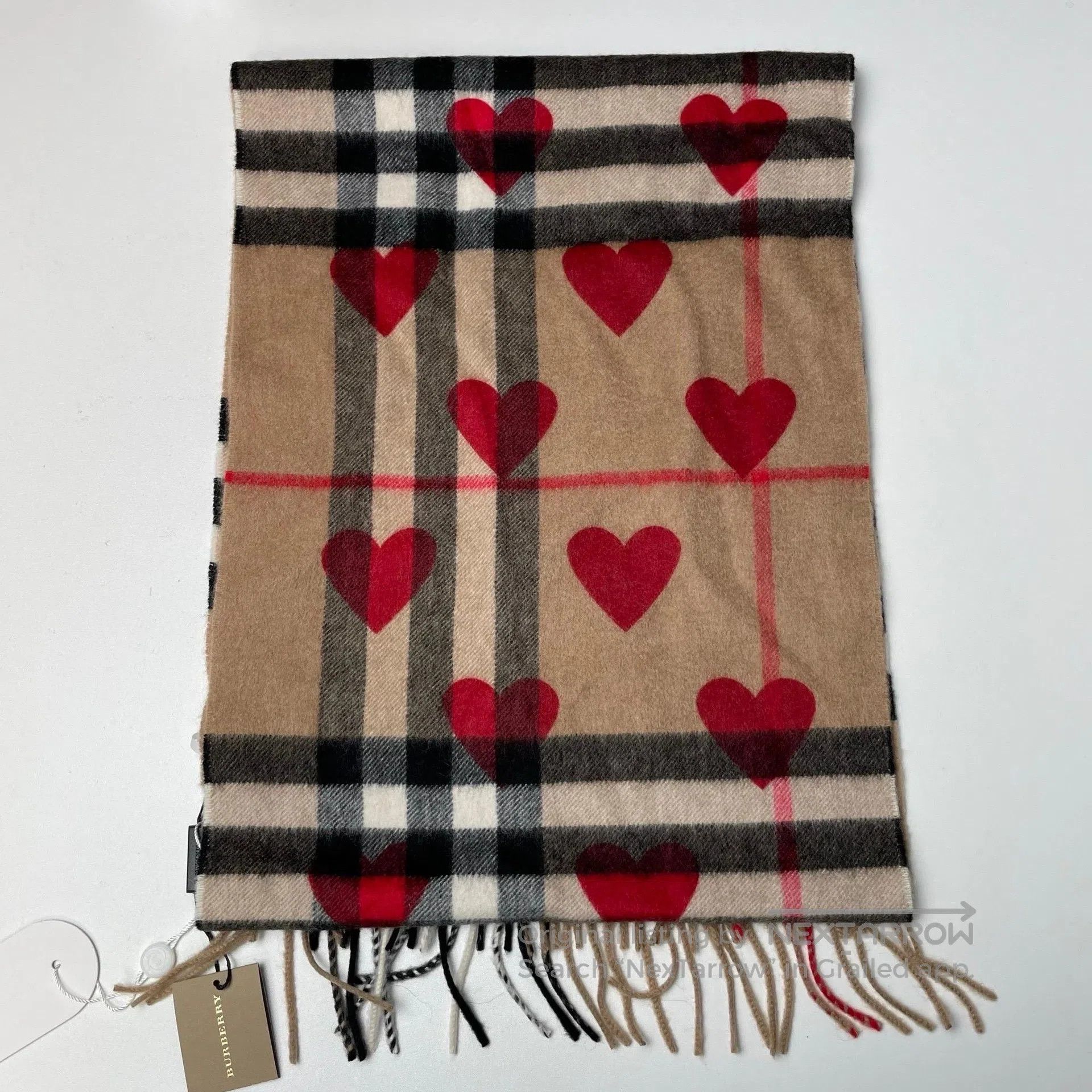 Burberry Burberry Classic plaid heart pattern 100% cashmere scarf| Size ONE SIZE - 4 Thumbnail