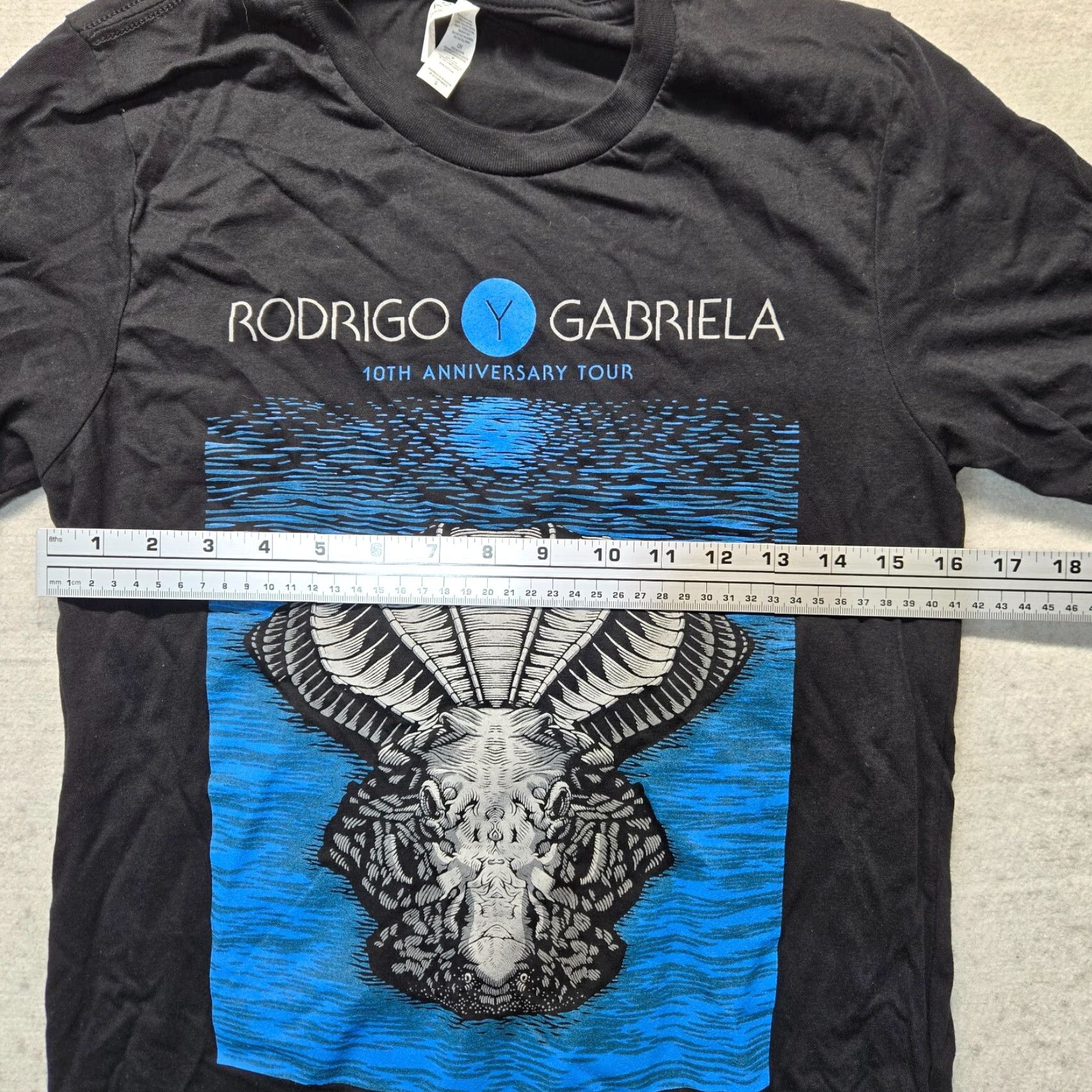 Vintage VINTAGE Rodrigo y Gabriela Shirt Unisex Adults S Brand: Canvas Black Graphic Tee 10th Anniversary Concert Memorabilia Mens Women Boys Girls Size US S / EU 44-46 / 1 - 4 Thumbnail