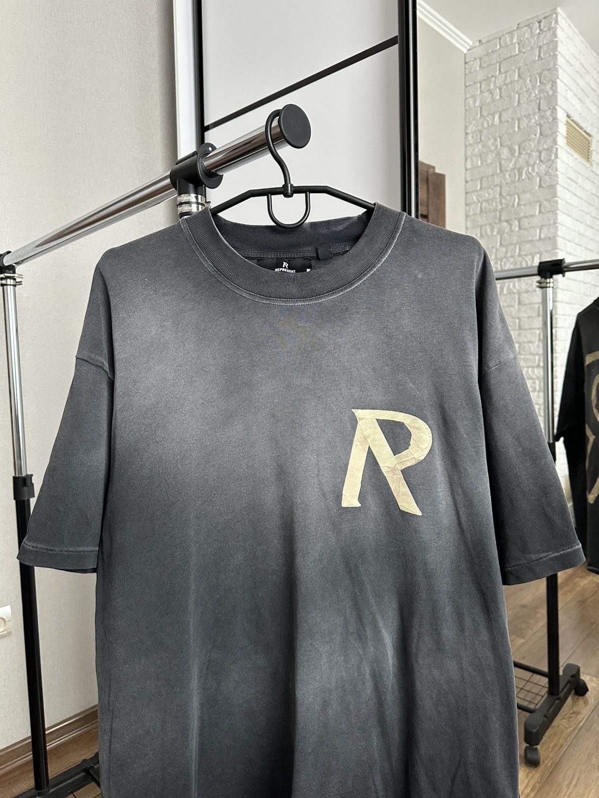 Represent Clo. Represent Clo T-Shirt Tee Big Logo Faded Size US M / EU 48-50 / 2 - 7 Thumbnail