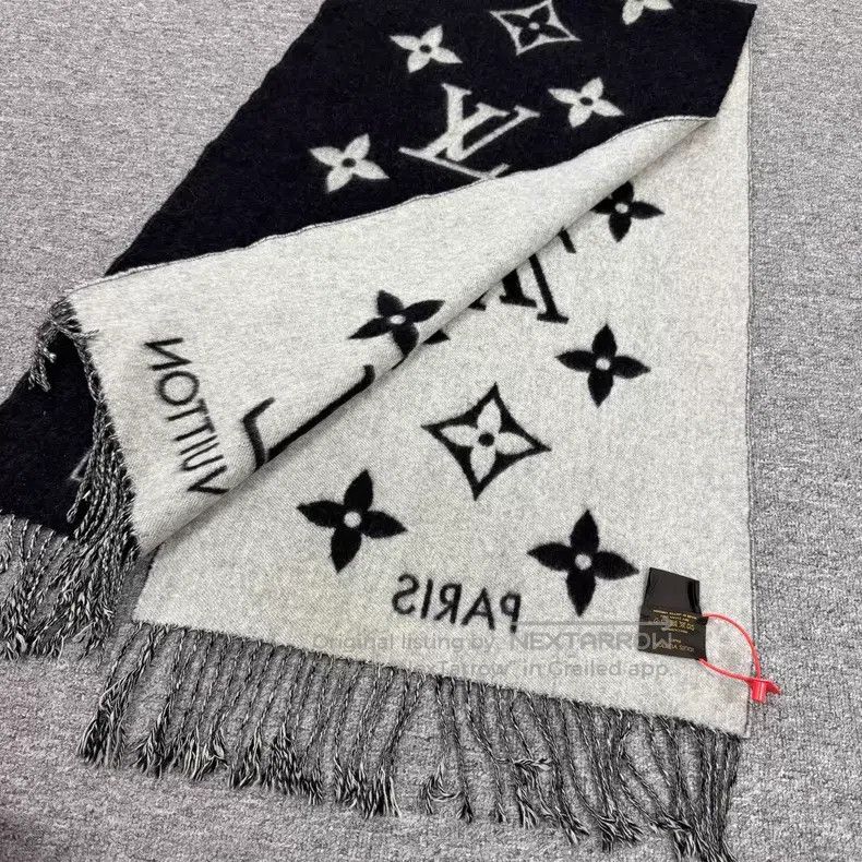 Louis Vuitton Louis Vuitton Hot style three-flower logo jacquard double- Size ONE SIZE - 3 Thumbnail