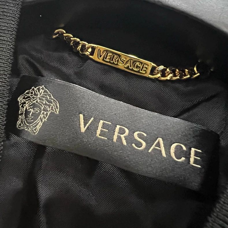 Versace Versace The rhinestone pattern is printed all over the jac Size S / US 4 / IT 40 - 3 Thumbnail