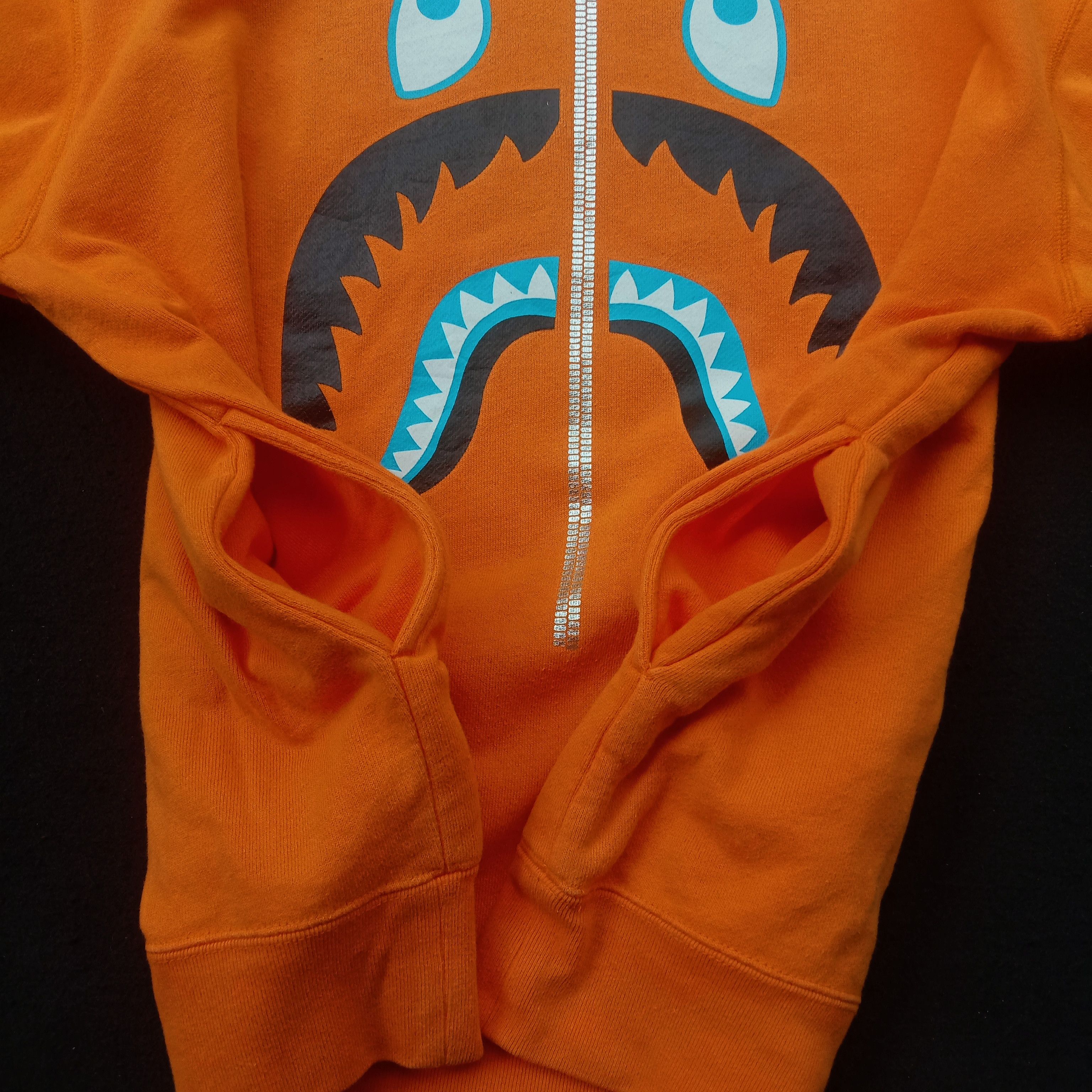 Bape Shark Pullover Hoodie (2007) Size US L / EU 52-54 / 3 - 4 Thumbnail