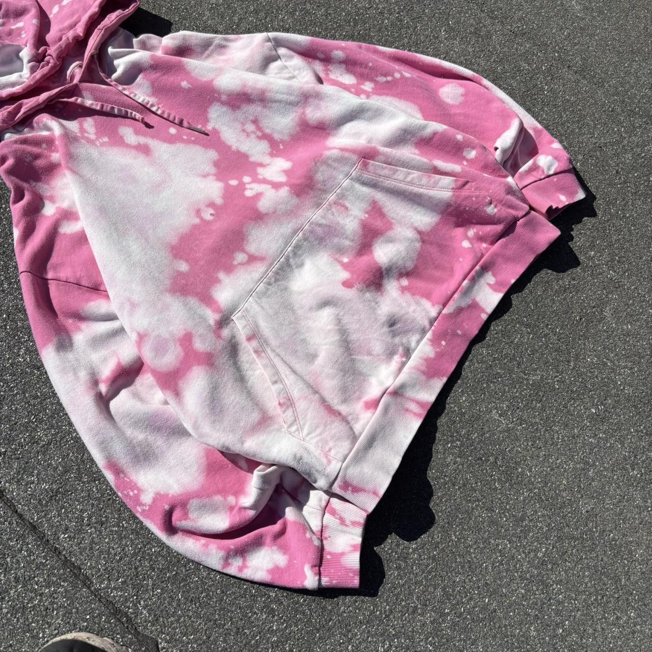 Japanese Brand × Vintage Vintage y2k bleach tie dye boxy graphic hoodie Size US M / EU 48-50 / 2 - 4 Thumbnail