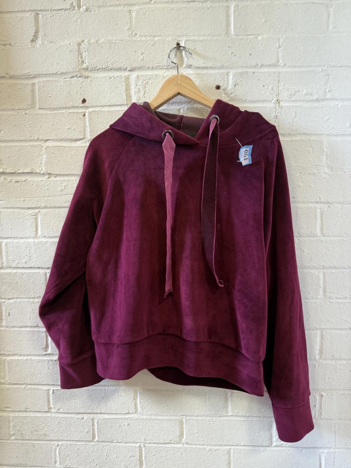 Reserved Reserved Burgundy Hoodie Sweatshirt Size Small Size US S / EU 44-46 / 1 - 1 Thumbnail