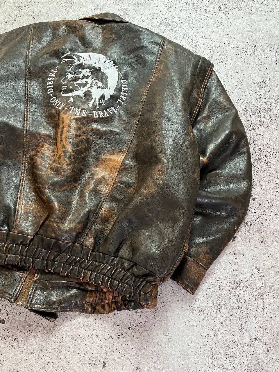 Diesel Vintage Diesel Leather Jacket Big Logo Bomber Japan Style Size US L / EU 52-54 / 3 - 5 Thumbnail