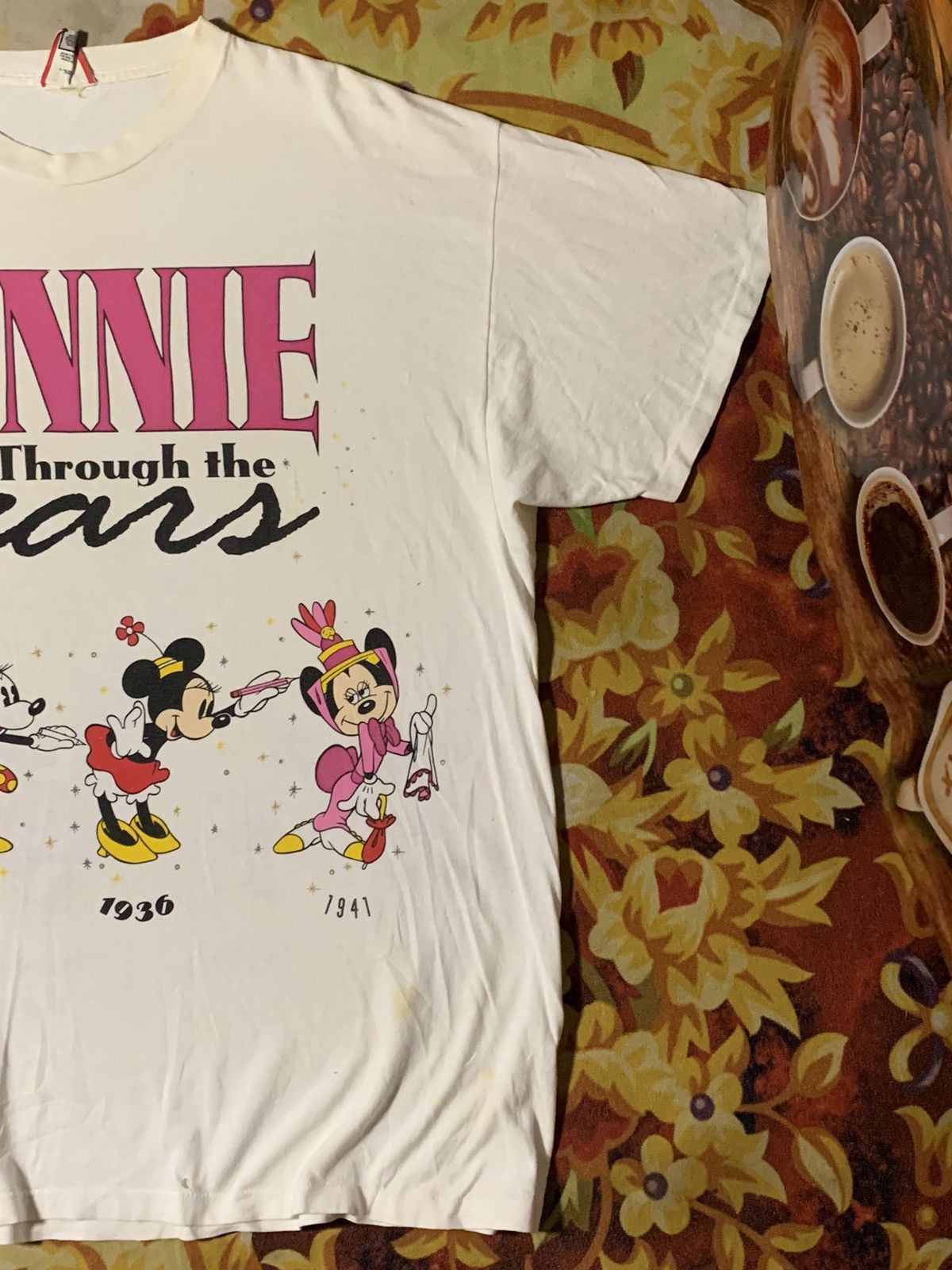 Disney × Mickey Mouse × Vintage Vintage Minnie Through The Years Size XL / US 12-14 / IT 48-50 - 3 Thumbnail