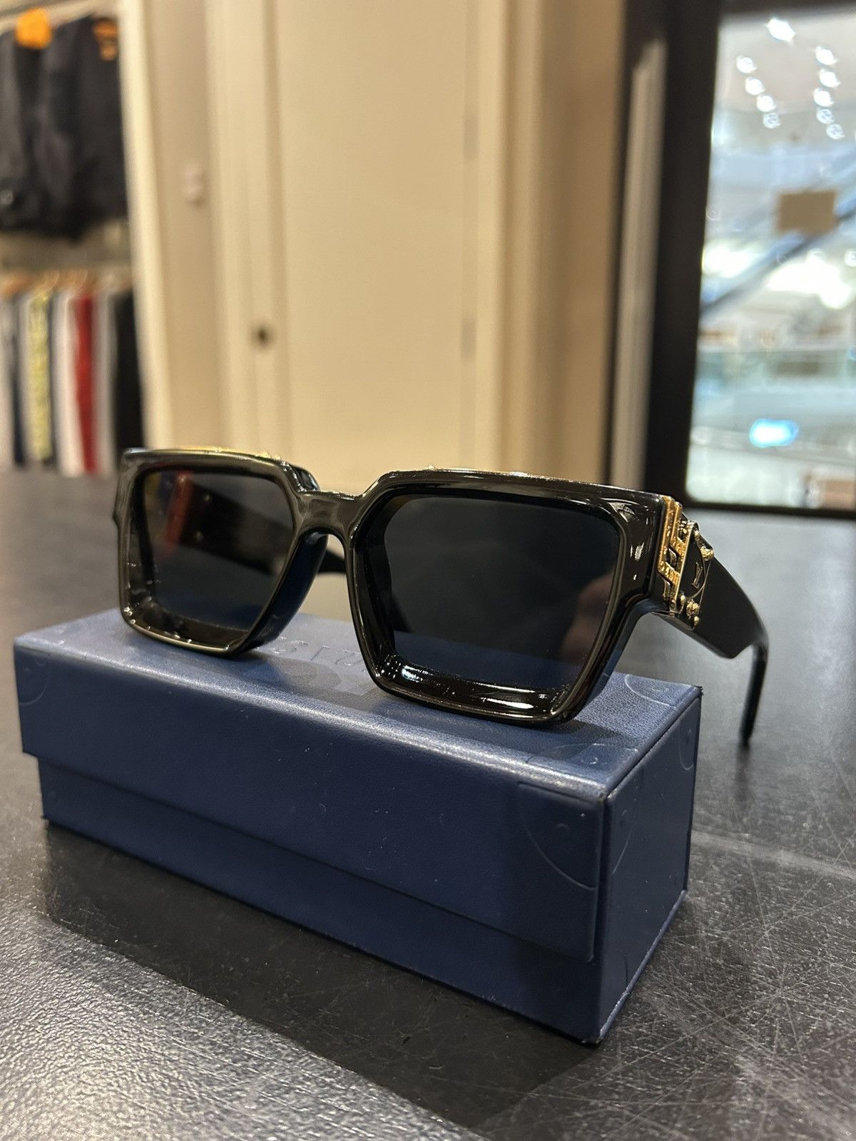 Louis Vuitton Louis Vuitton Millionaire Sunglasses Size ONE SIZE - 1 Thumbnail