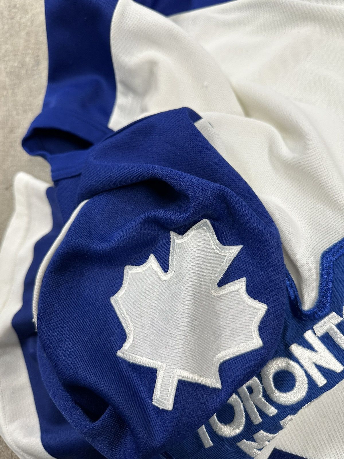 Ccm Vintage 90s CCM Toronto Maple Leafs Hockey Jersey Size US L / EU 52-54 / 3 - 15 Thumbnail
