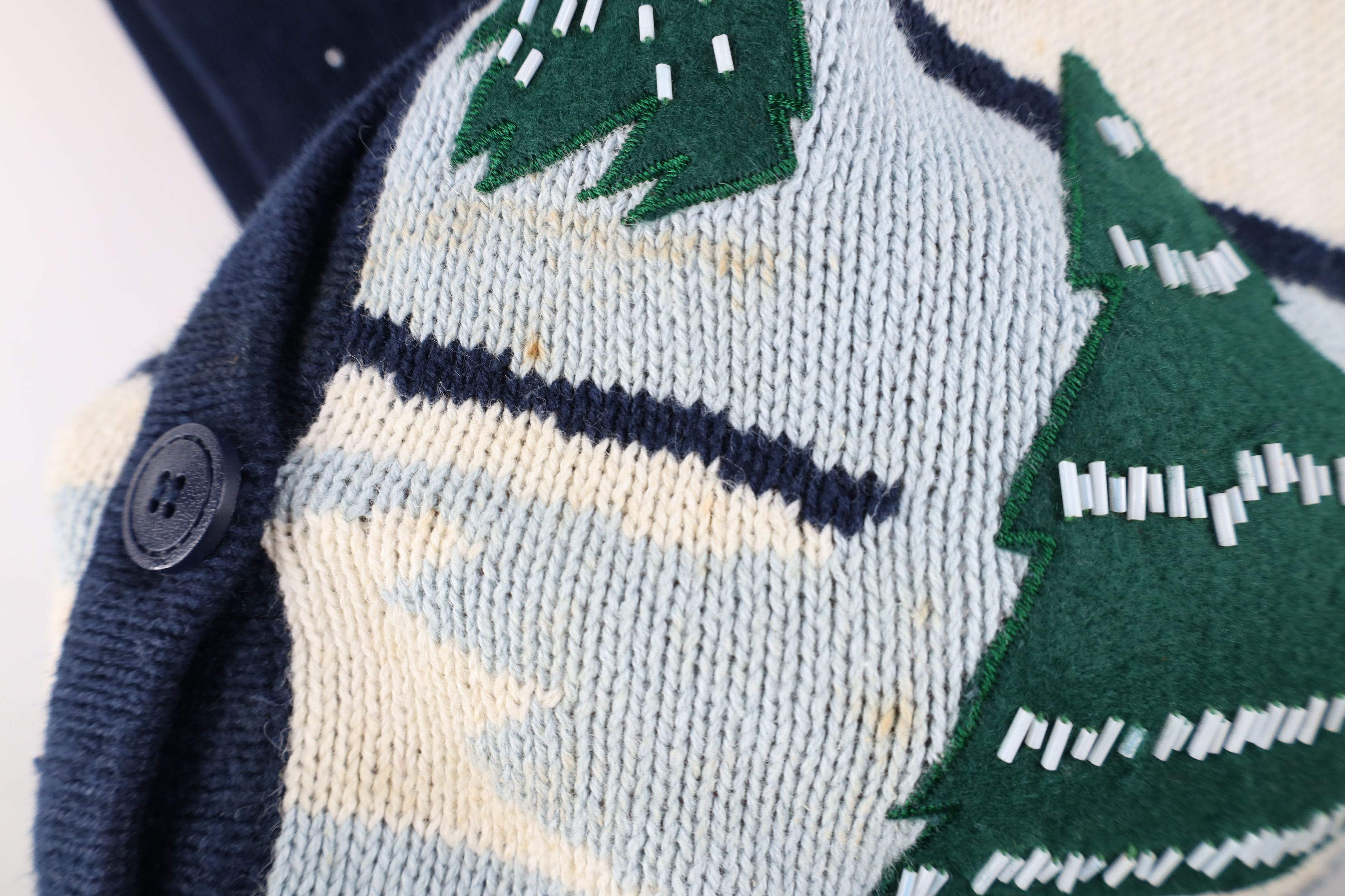 Vintage Vintage 90s Streetwear Bear All Over Print Cardigan Sweater Size XXL / US 16-18 / IT 52-54 - 5 Thumbnail