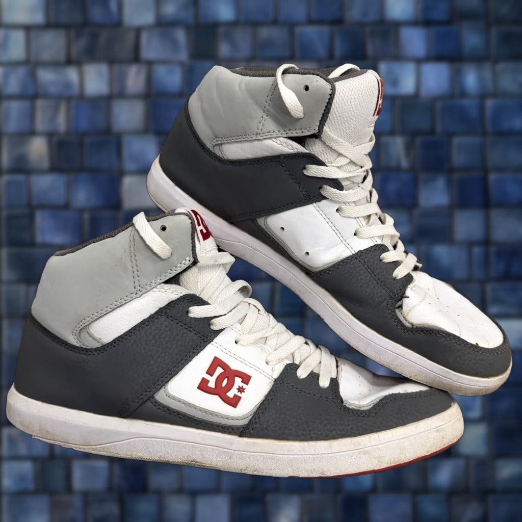 Vintage DC Cure Mens High Top Red Sneakers Gray Red White 11.5 Sneaker Men Athletic Skateboarding Nubuck M US 11.5 Gray Red White DC Cure Vintage No Brand DC Size US L / EU 52-54 / 3 - 1 Thumbnail
