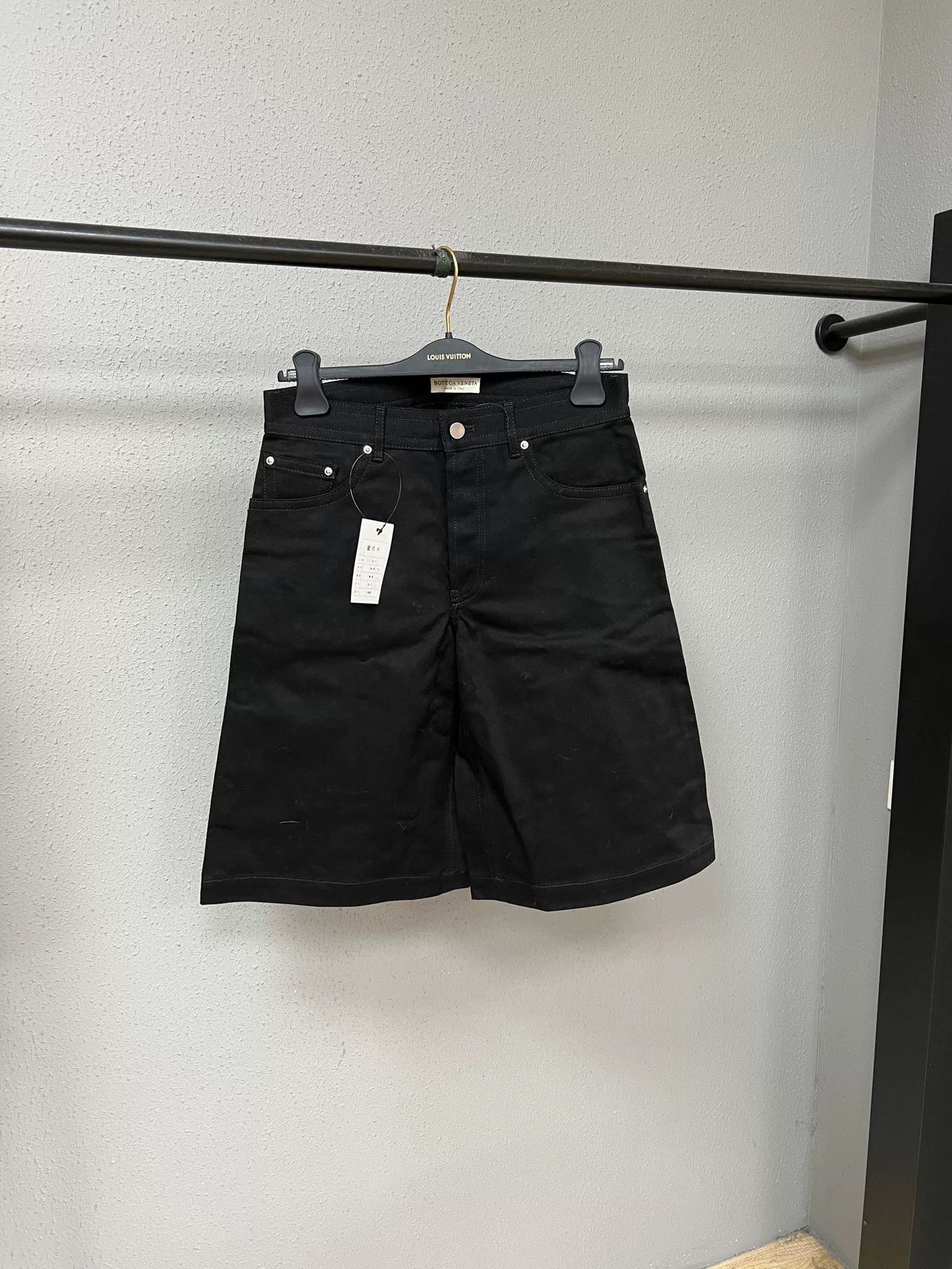 Bottega Veneta Bottega Veneta Denim Shorts Size US 28 / EU 44 - 1 Thumbnail