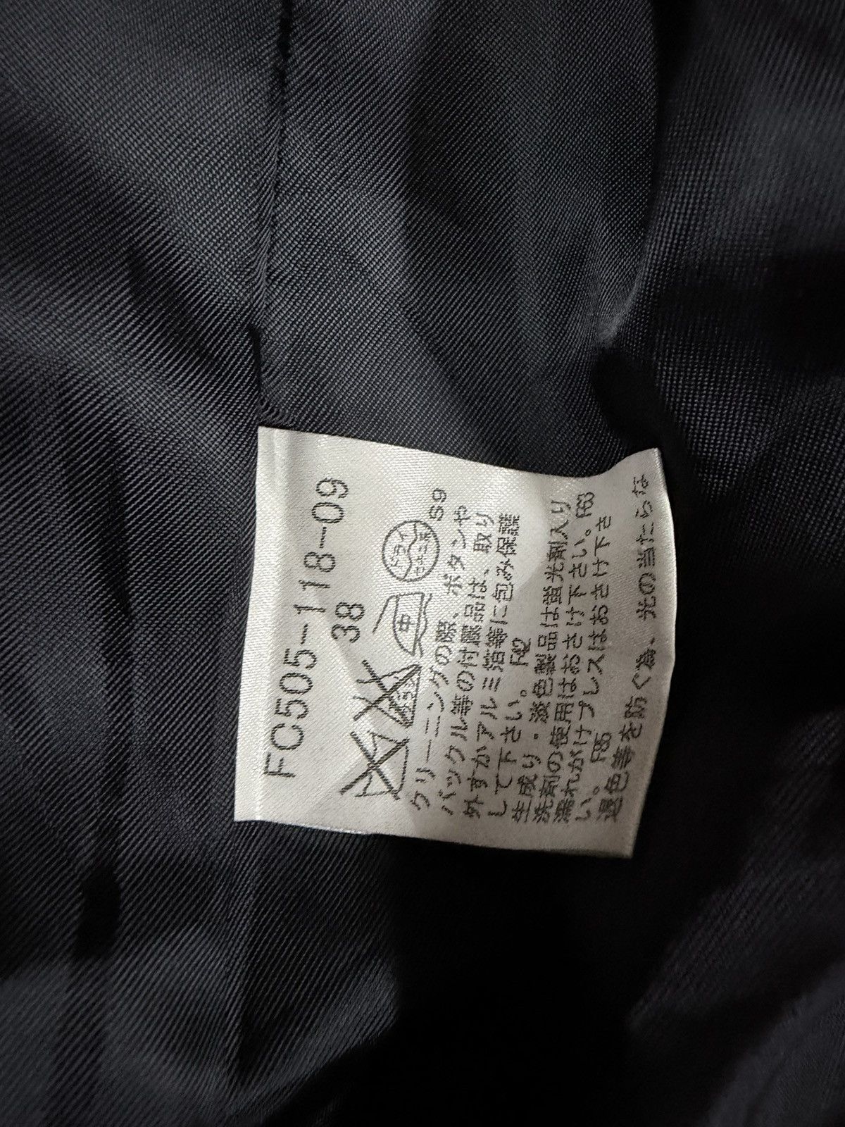 Burberry Burberry Blue Label Women Blazer Gold Hardware Size XS / US 0-2 / IT 36-38 - 19 Thumbnail