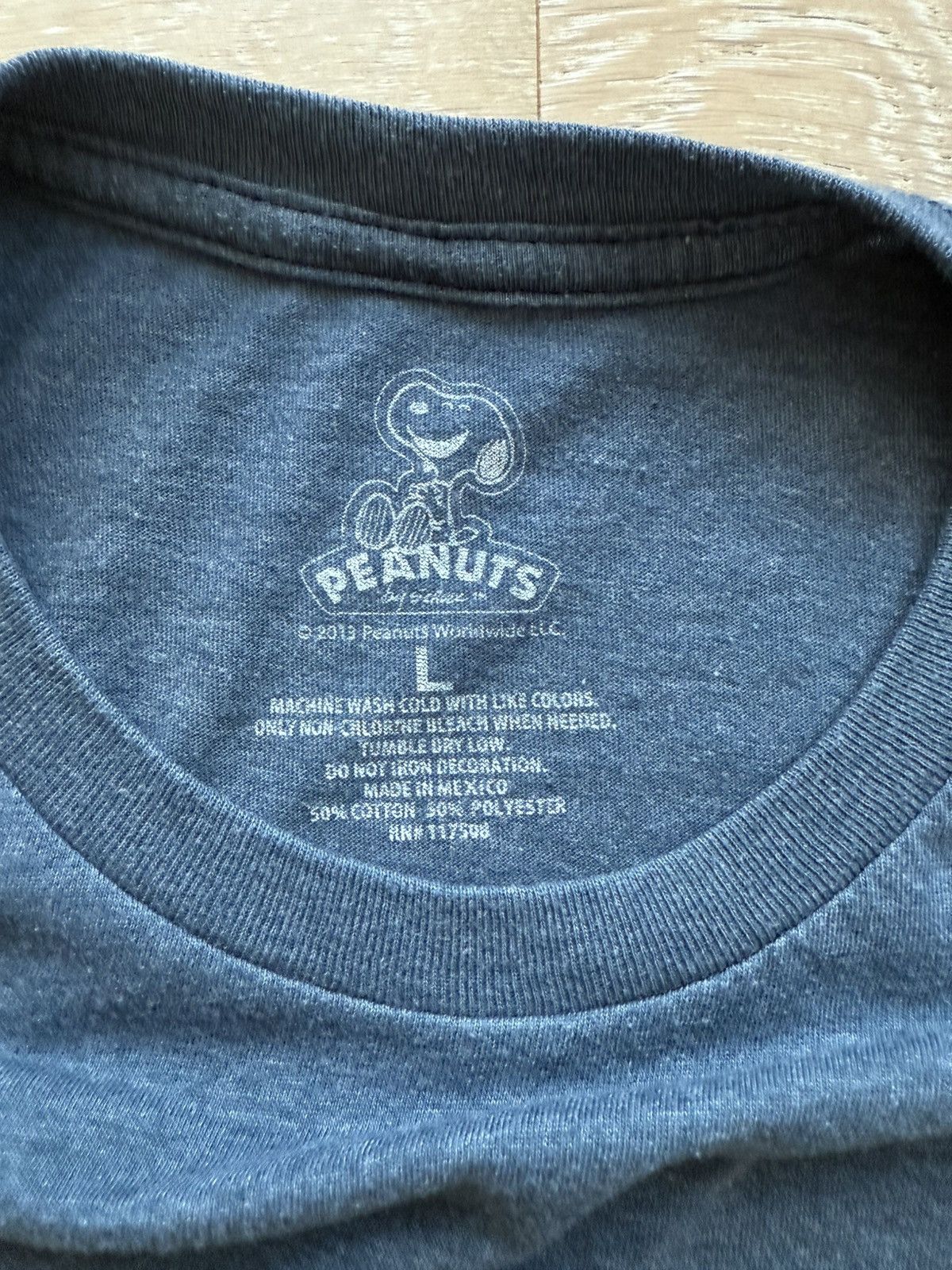 Peanuts Snoopy and Charlie Brown Christmas Shirt Size US L / EU 52-54 / 3 - 3 Thumbnail