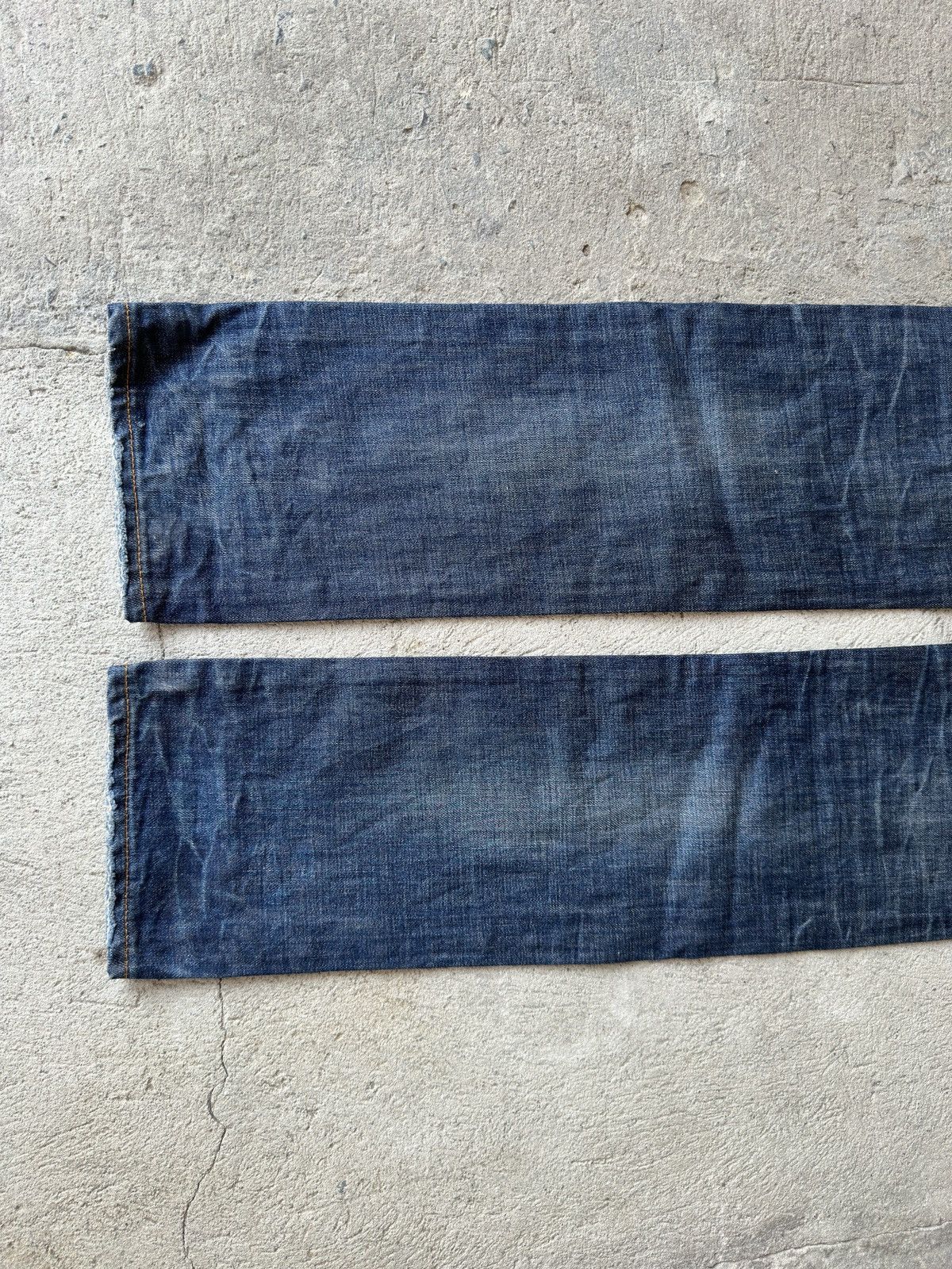 Dior AW10 Dior Homme “Under My Truck” distressed denim jeans Size US 31 - 14 Thumbnail