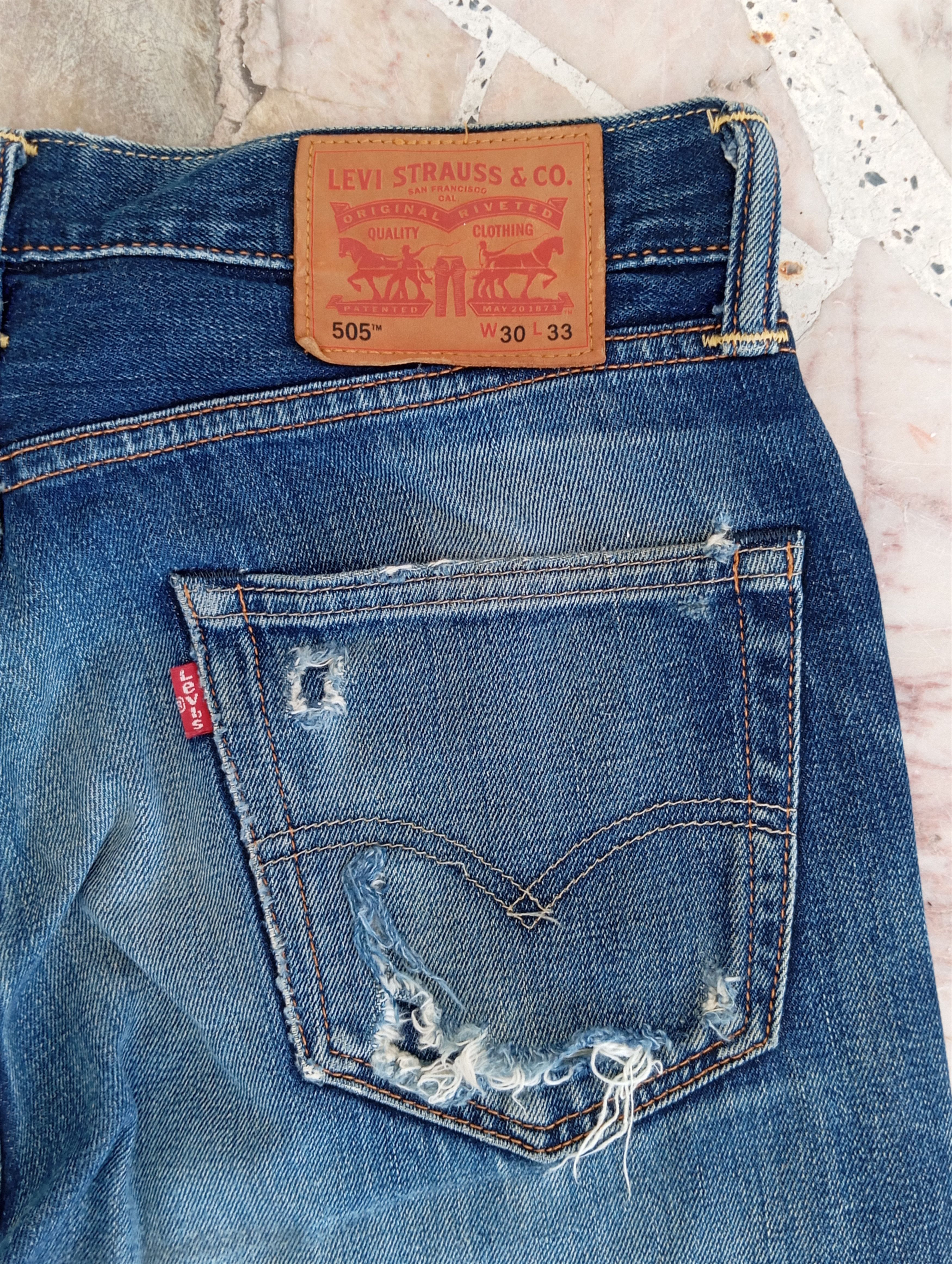 Levi's Beautiful Levis Distressed Denim blue colourway Size US 31 - 10 Thumbnail