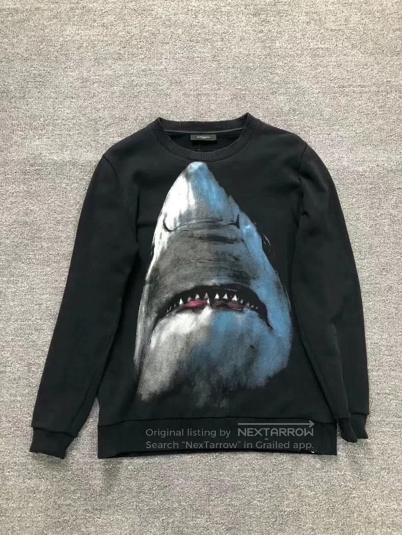 Givenchy Givenchy Shark Head Patterned Long Sleeve Hoodie Black Size US XS / EU 42 / 0 - 1 Thumbnail