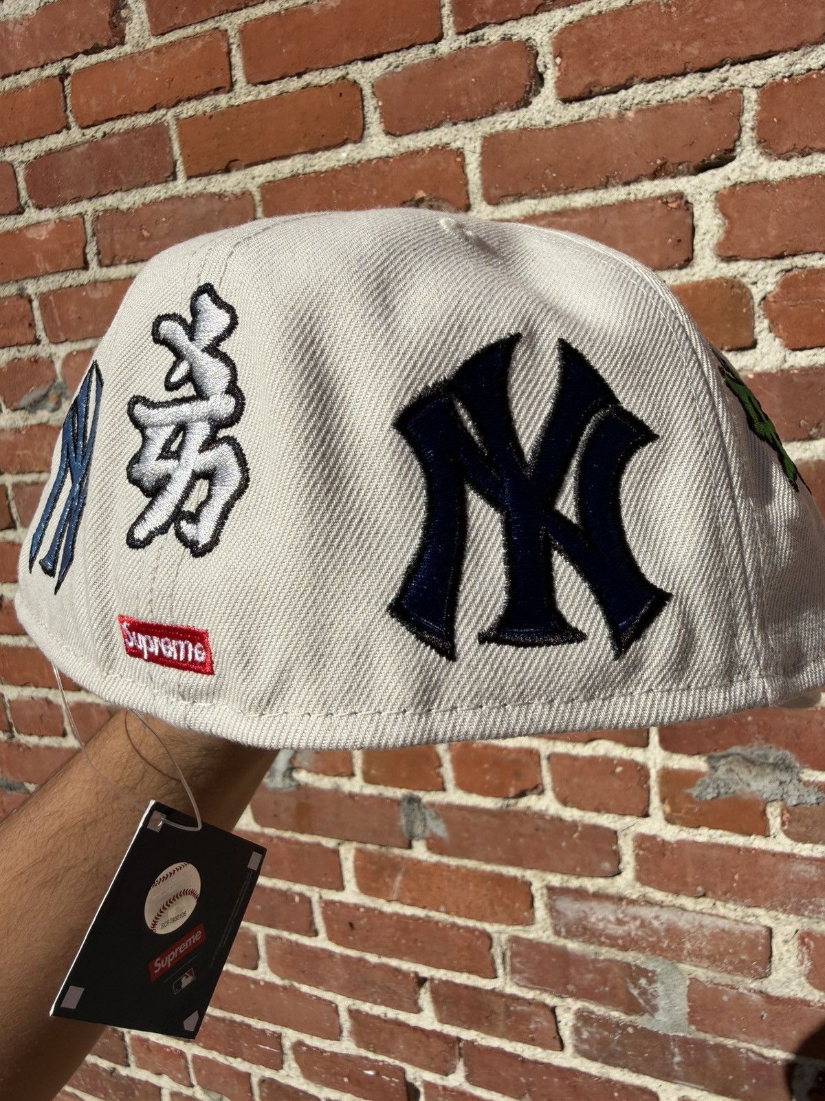 New Era × New York Yankees × Supreme Supreme Yankee Kanji New Era Fitted Hat Size ONE SIZE - 4 Thumbnail