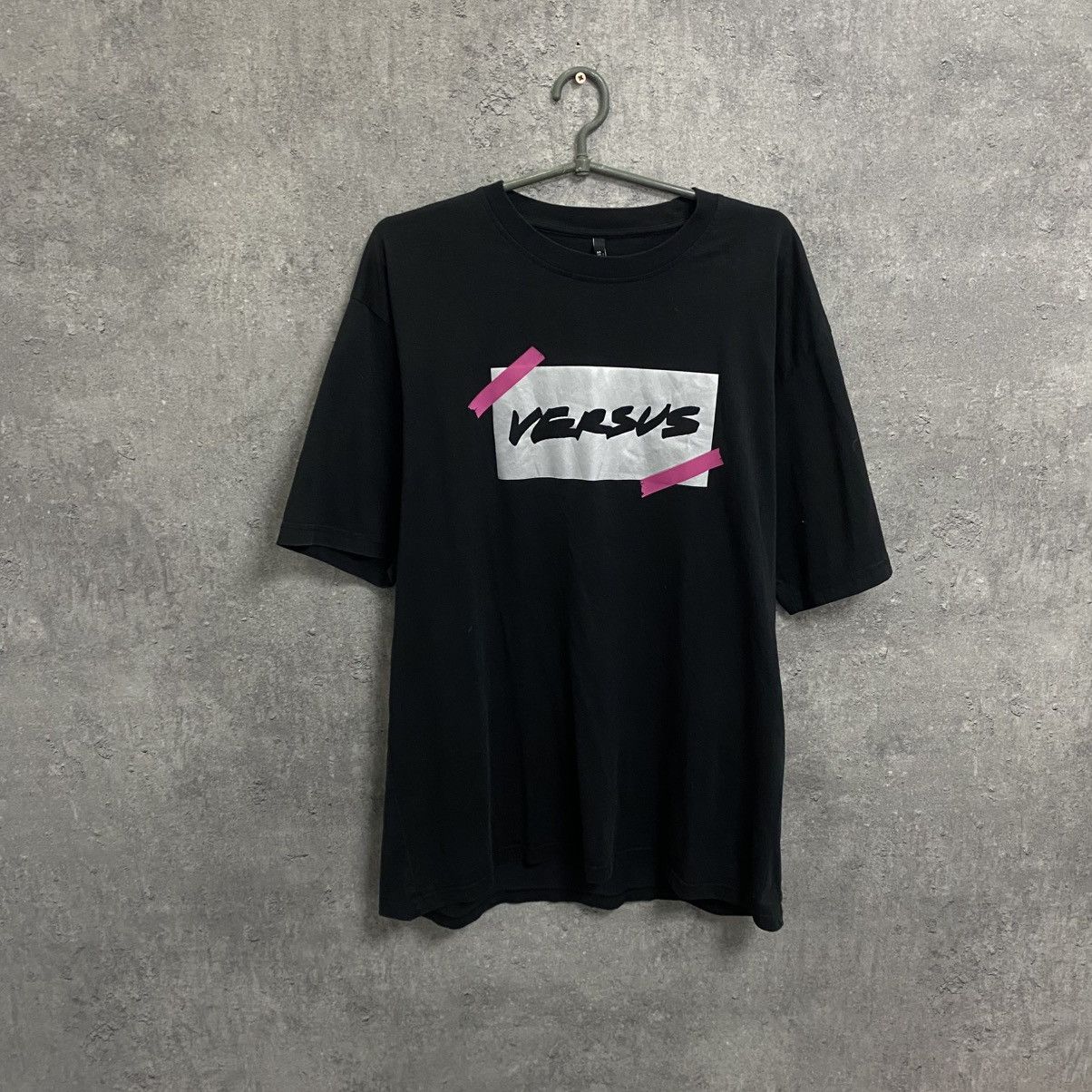 Versace Men’s T Shirt Versace Versus Big Logo Size US L / EU 52-54 / 3 - 1 Thumbnail