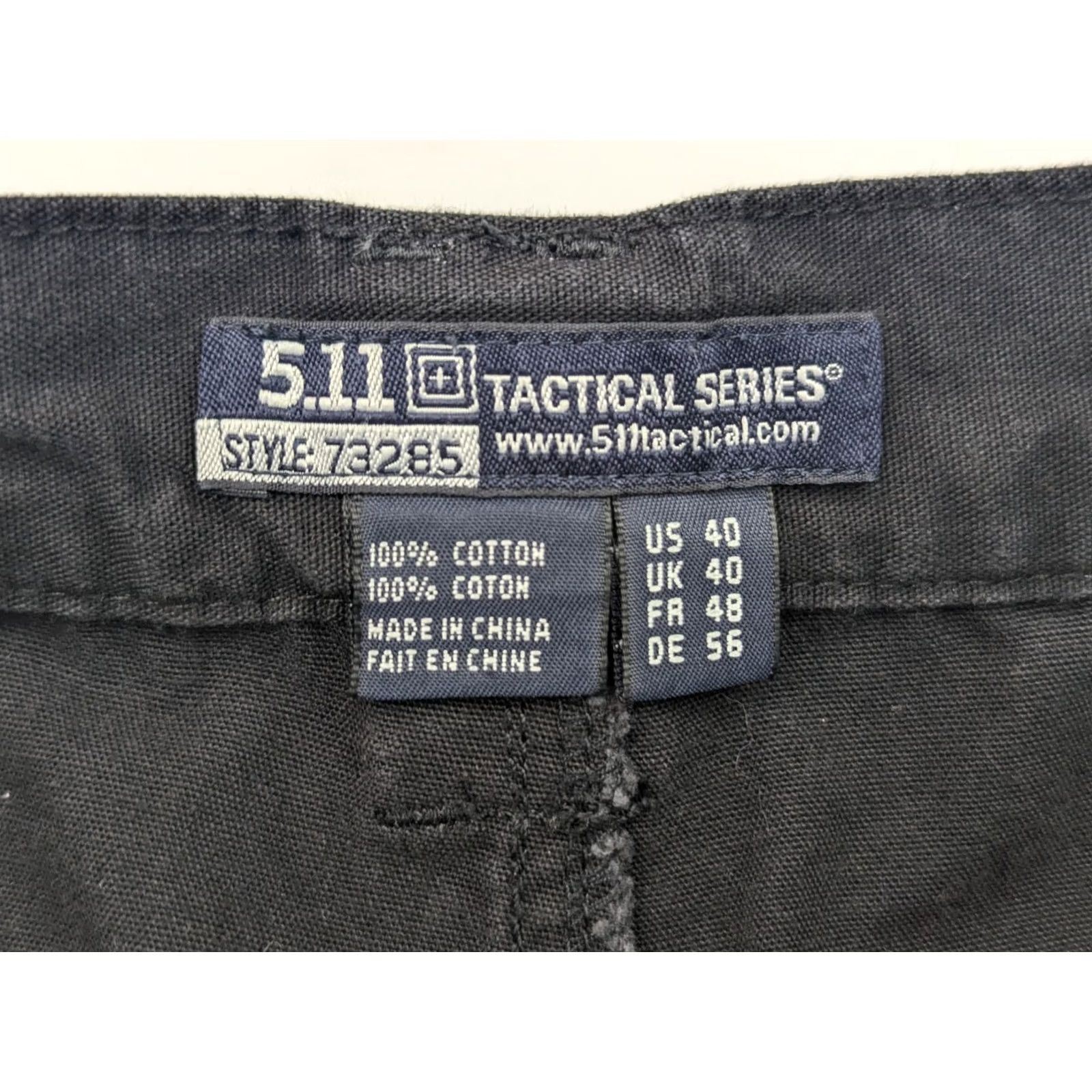 Vintage 5.11 Tactical Cargo Shorts Men 37 Black Cotton Canvas Stretch Pockets Utility mid rise 8.5in Regular Size US 37 - 7 Thumbnail