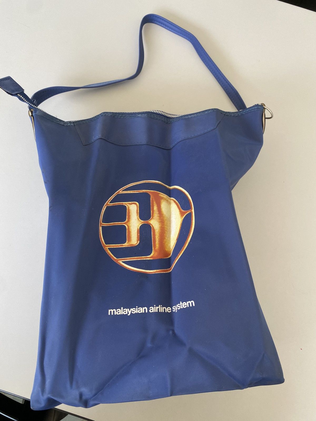Vintage Vintage MAS MALAYSIAN AIRLINE SYSTEM RARE Size ONE SIZE - 1 Thumbnail