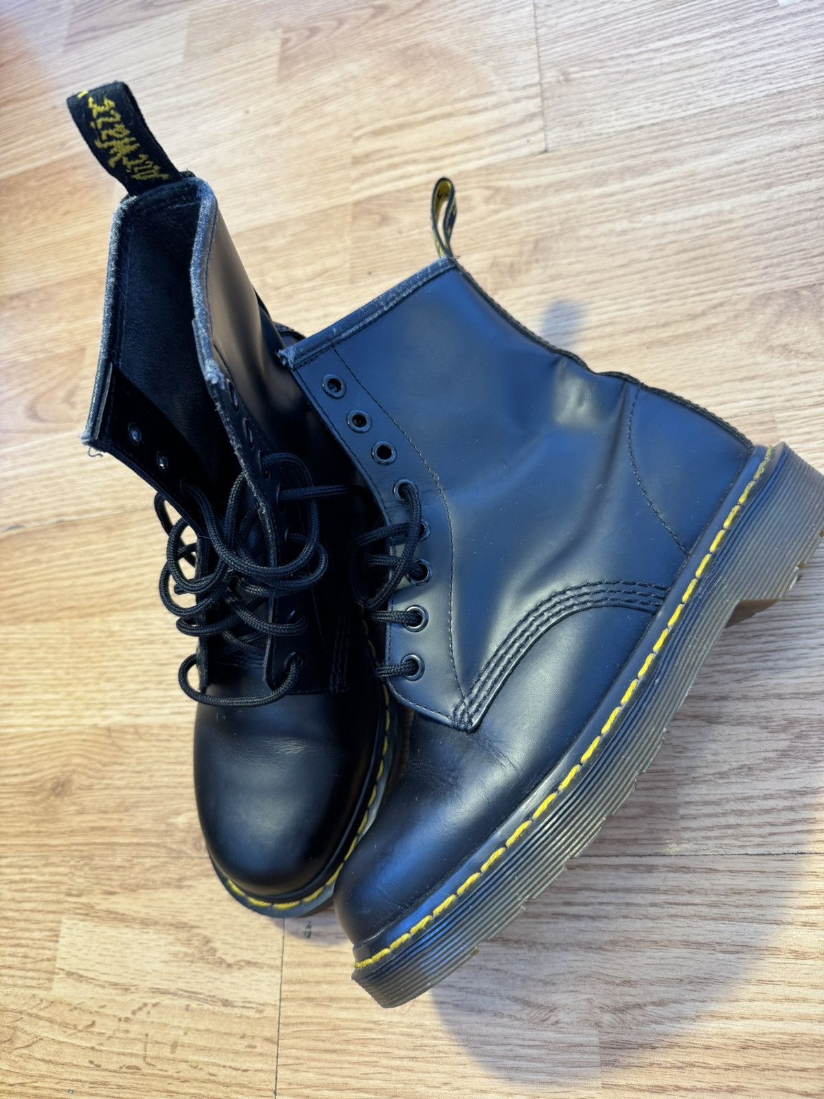 Dr. Martens Dr Martens 1460 Size US 6.5 / EU 39-40 - 3 Thumbnail