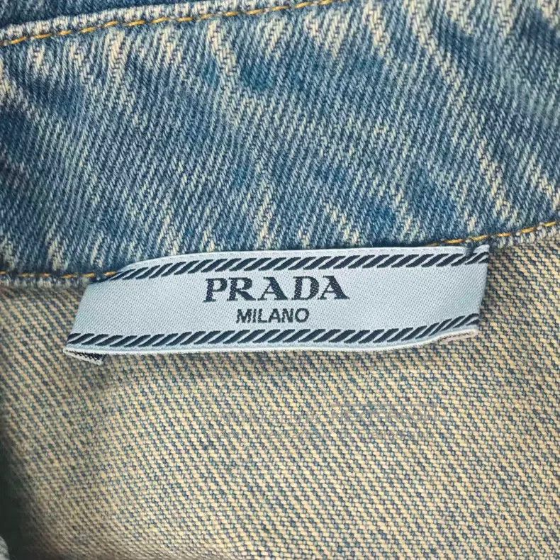 Prada Prada Blue washed triangle denim short-sleeved shirt Size US XXS / EU 40 - 5 Thumbnail