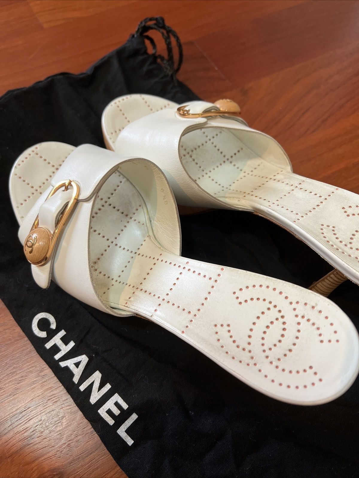 Vintage Chanel Wood Sole Heel White Gold Accents 38.5 Wmns