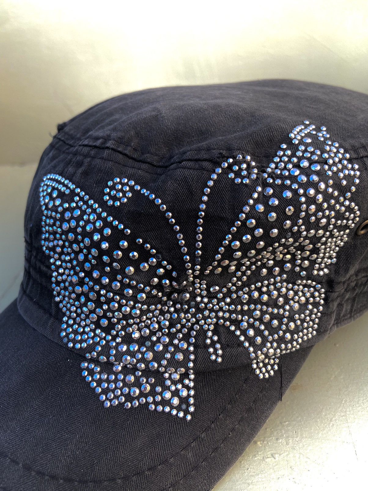 If Six Was Nine 2000s cap & tomato butterfly studded button patrol hat Size ONE SIZE - 4 Thumbnail