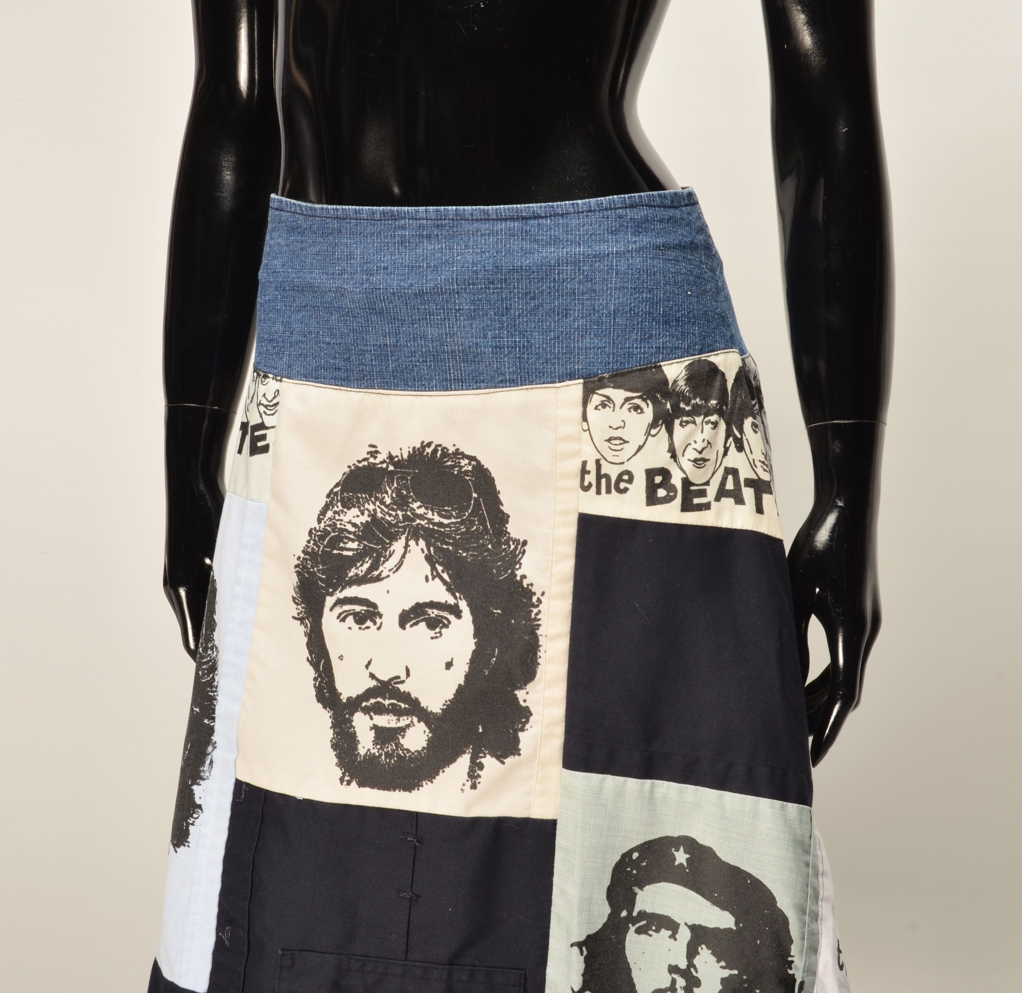 Vintage Y2K Patchwork Graphic Midi Beatles / Che Guevara Print Skirt Size 30" / US 8 / IT 44 - 2 Thumbnail