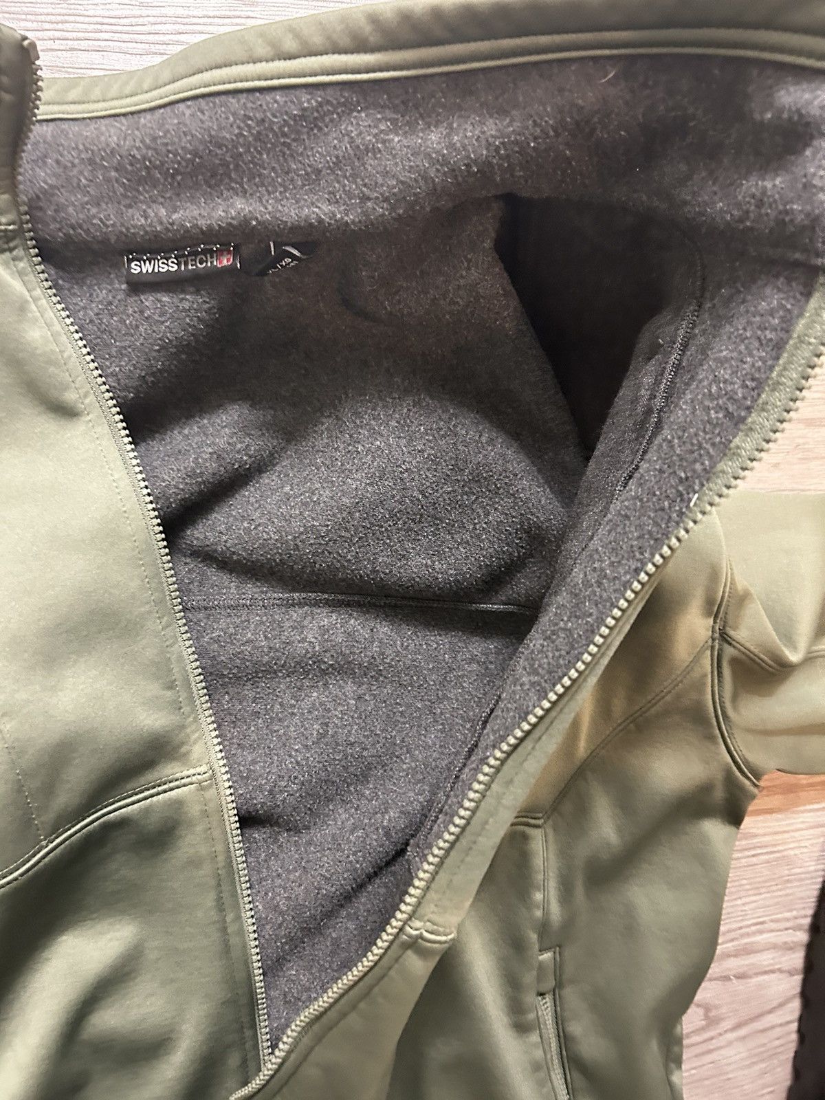 Japanese Brand × Vintage SWISSTECH Thrifted Sweater Size US XL / EU 56 / 4 - 6 Thumbnail