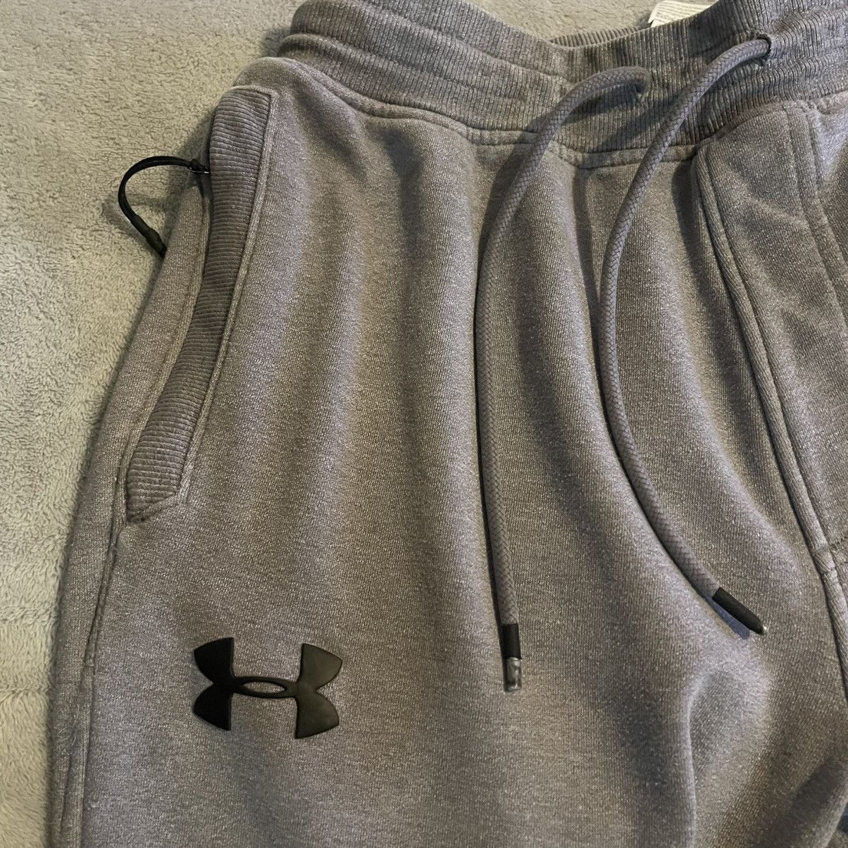 Under Armour Under Armour ColdGear Mens Gray Joggers Sweatpants Medium Size US 26 / EU 42 - 5 Thumbnail