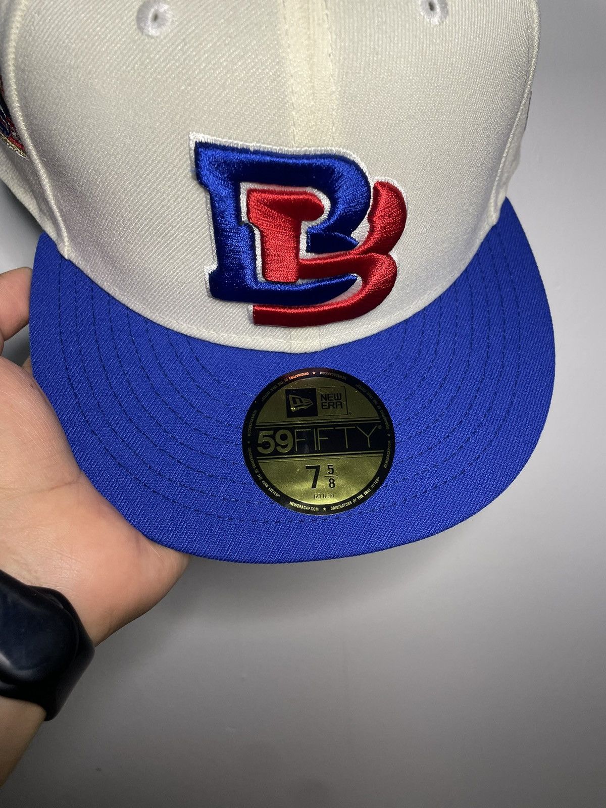 NFL × New Era Sz. 7 5/8 Brand New Buffalo Bills Fitted Hat Size ONE SIZE - 5 Thumbnail