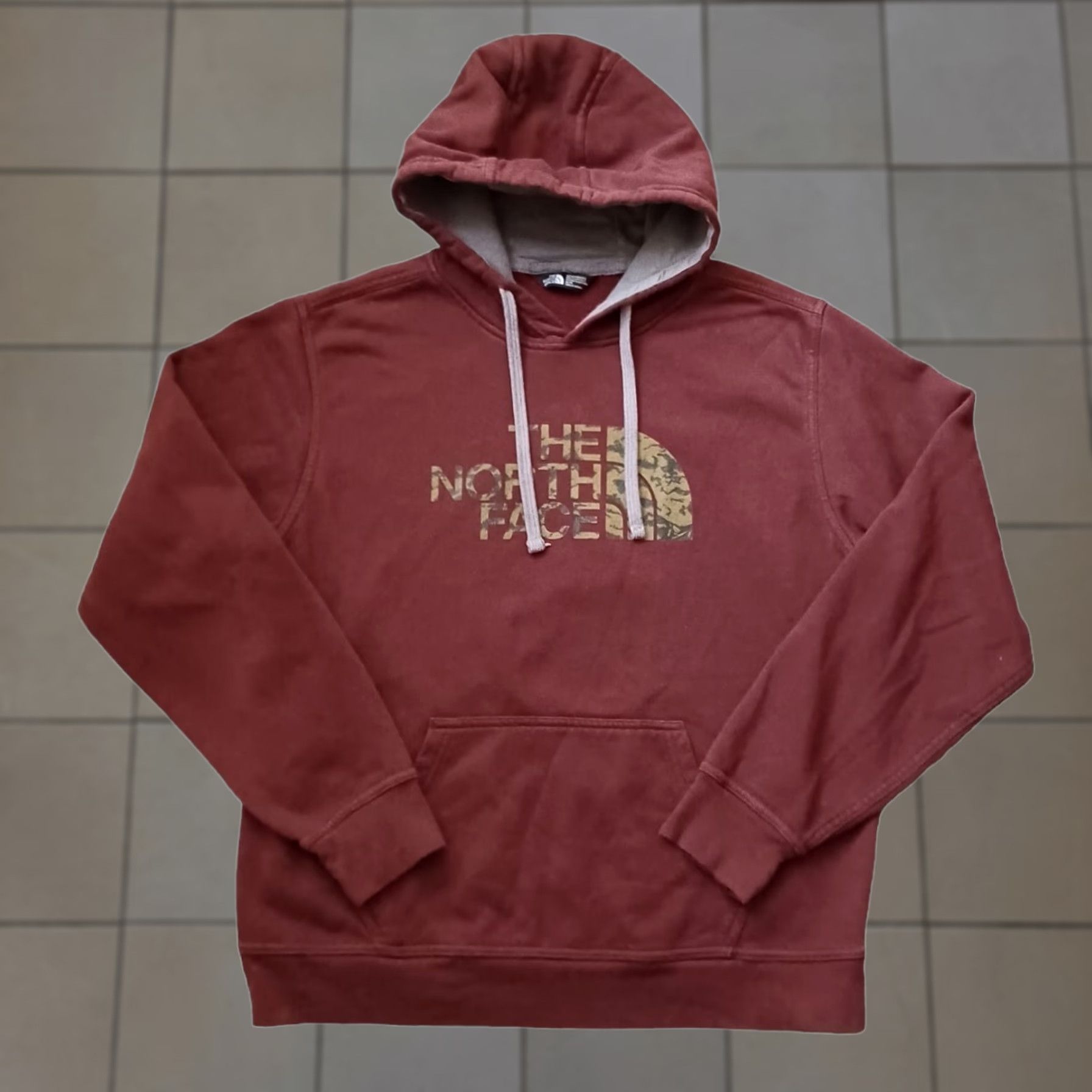 The North Face The North Face Hoodie Mens M Red Maroon Pullover Half Dome Camo Spellout Logo Size US M / EU 48-50 / 2 - 1 Thumbnail