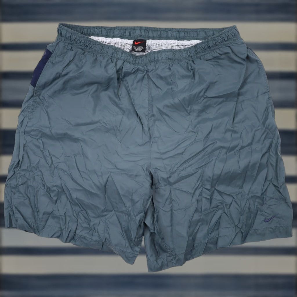 Nike VINTAGE 90s Nike Spellout Swim Trunks Blue XXL Men Rash Guard Swim Trunks Nike Mens XXL Blue 90s Spellout Size US 39 - 1 Thumbnail