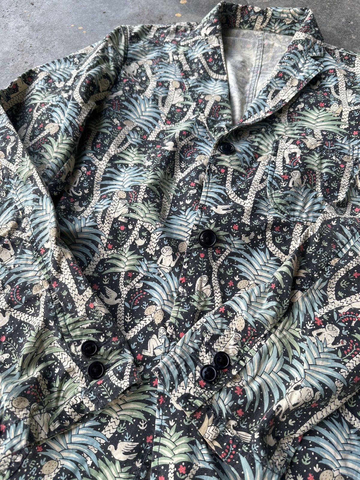 Beams Plus Beams jungle anima fullprinted coat Size US M / EU 48-50 / 2 - 4 Thumbnail