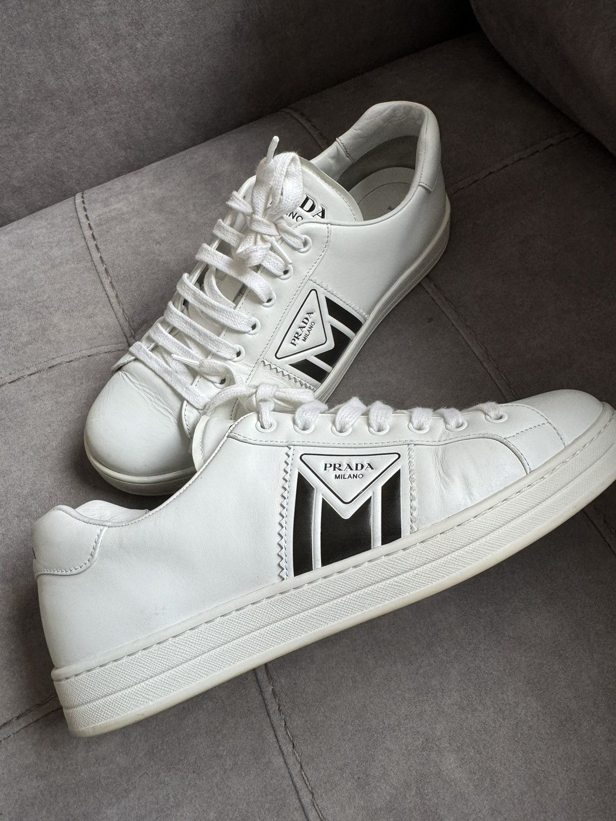 Prada Prada men sneakers SZ UK8 study insole measurements in photo Size US 9.5 / EU 42-43 - 1 Thumbnail