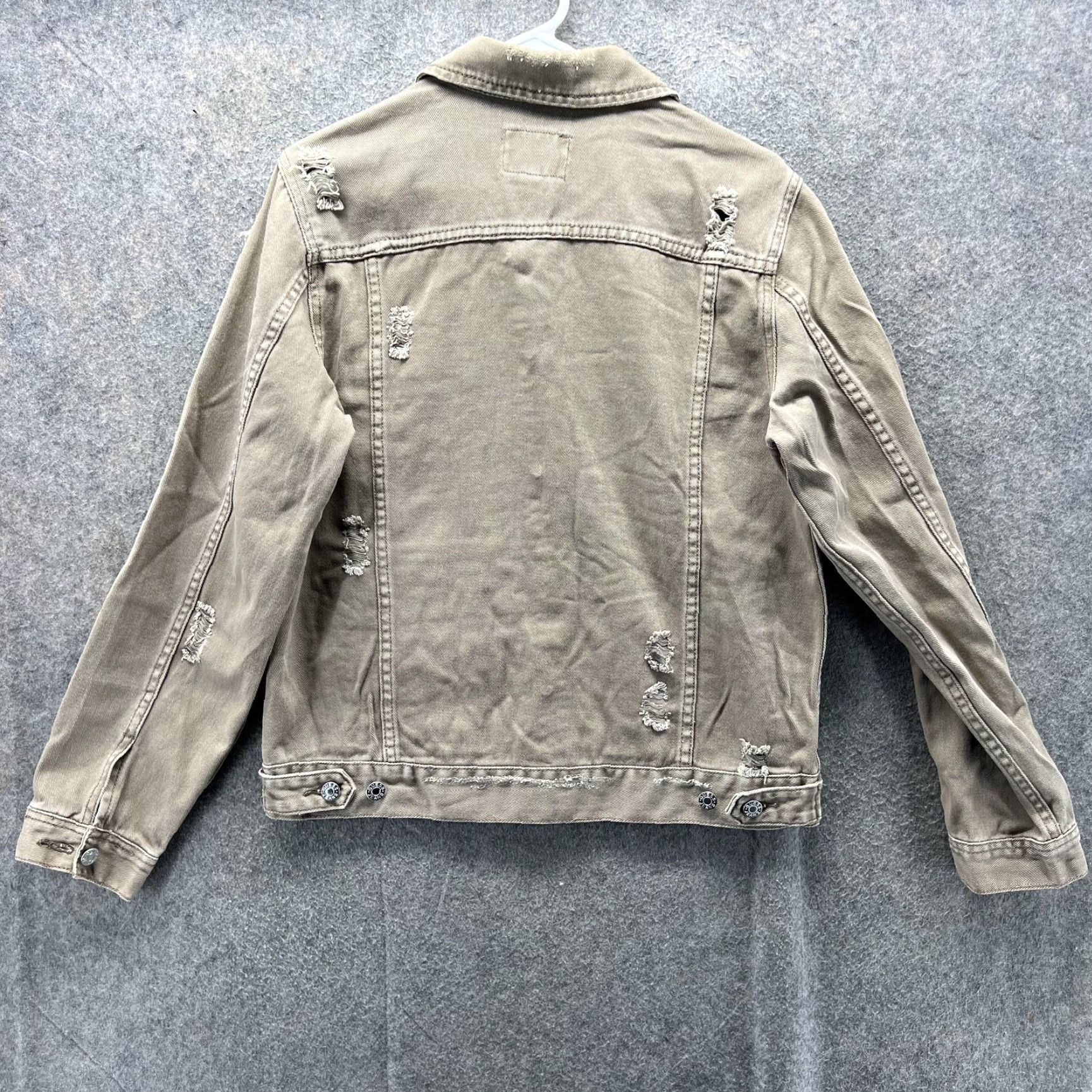 Guess VINTAGE? No. Guess Jeans Jacket Womens Medium Beige Distressed Denim Trucker Button Up Size 32" / US 10 / IT 46 - 2 Thumbnail