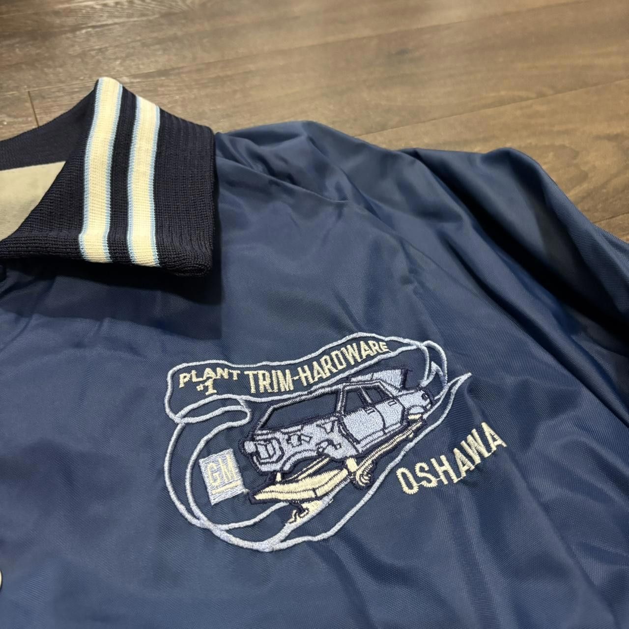 vintage General Motors Oshawa plant windbreaker jacket 90s L