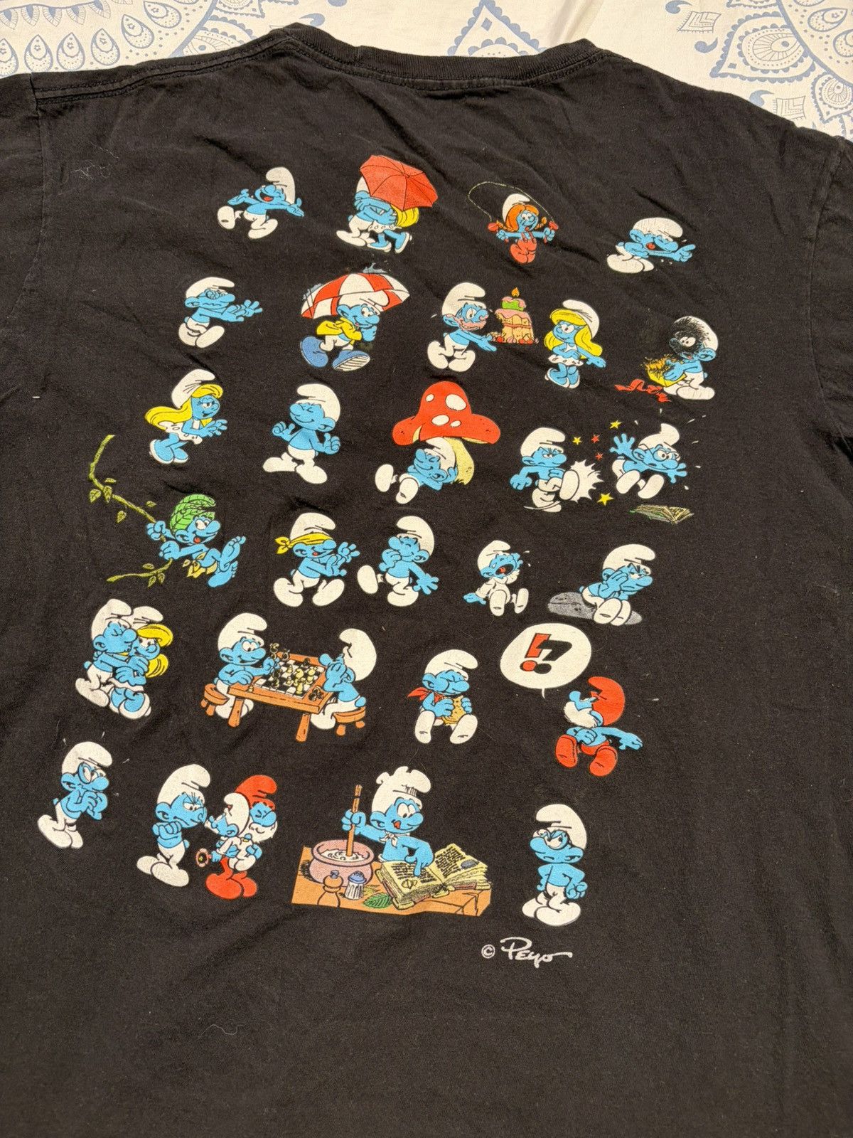 Vintage Smurfs shirt Large Size US L / EU 52-54 / 3 - 3 Thumbnail