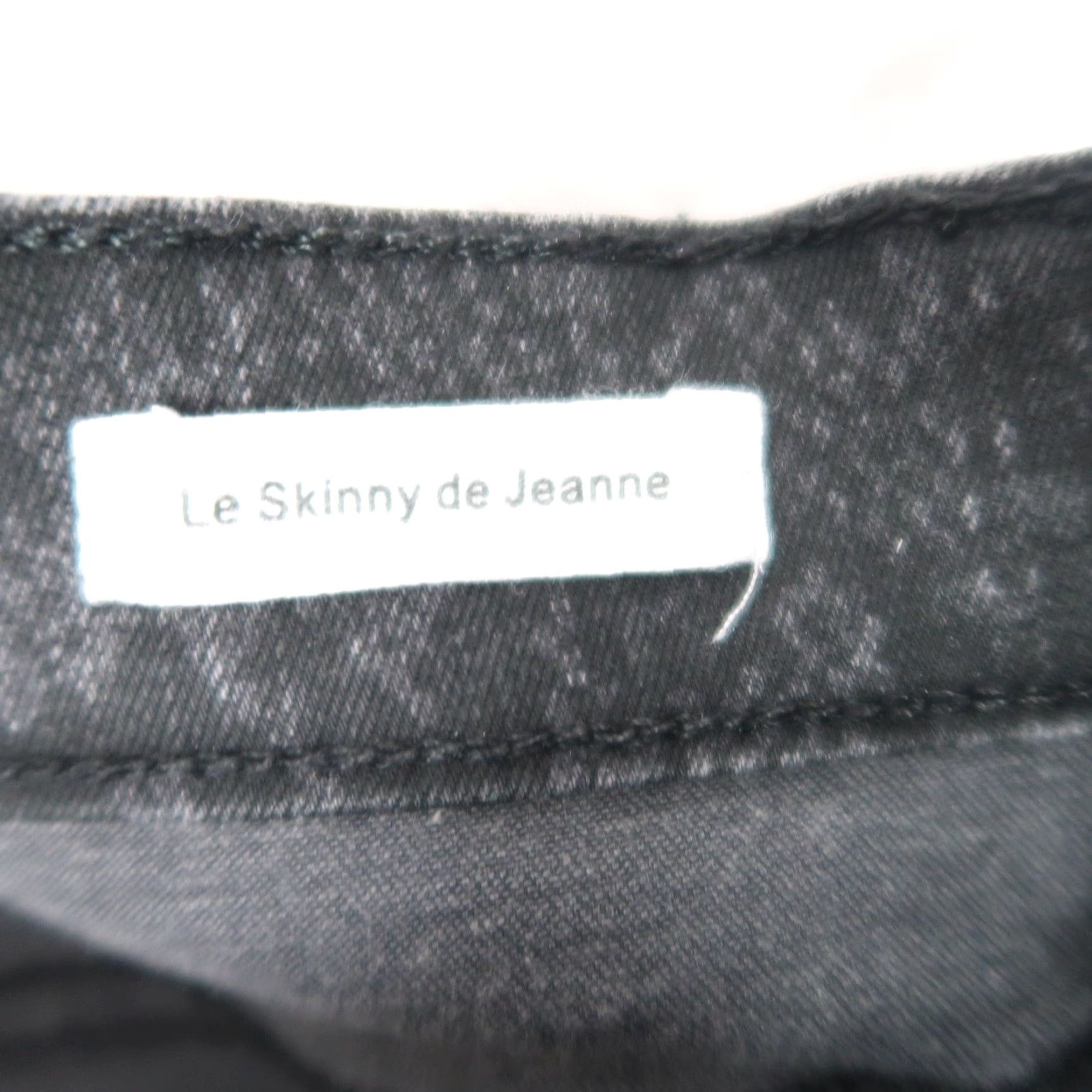 Frame VINTAGE FRAME Le Skinny de Jeanne Grey Black Python Snake Reptile Jeans 28 Womens Skinny 28 in Inseam Gray Pattern Animal Print Size 28" / US 6 / IT 42 - 5 Thumbnail